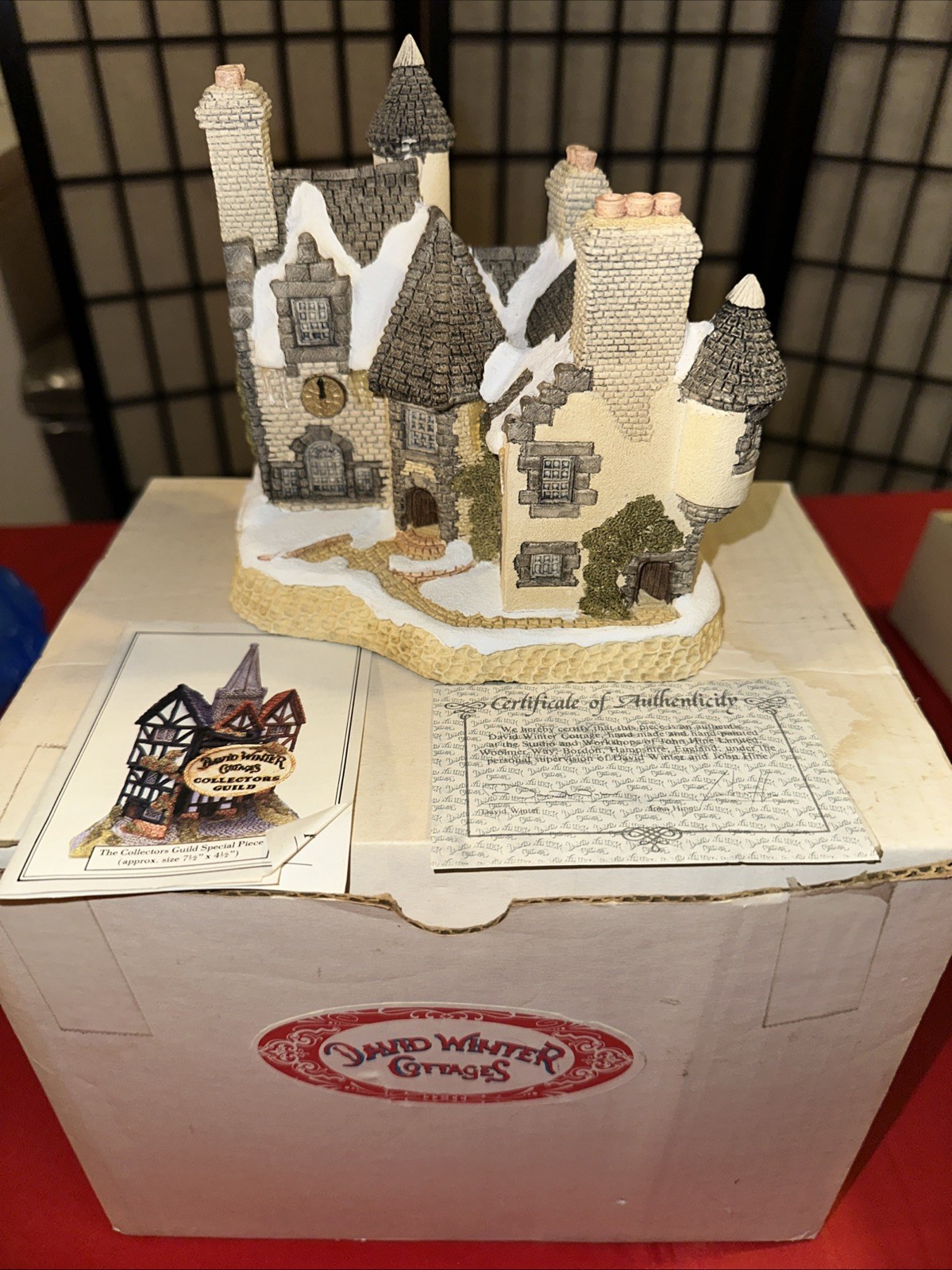 DAVID WINTER 1988 Cottage A Christmas In Scotland & Hogmanay Box & COA