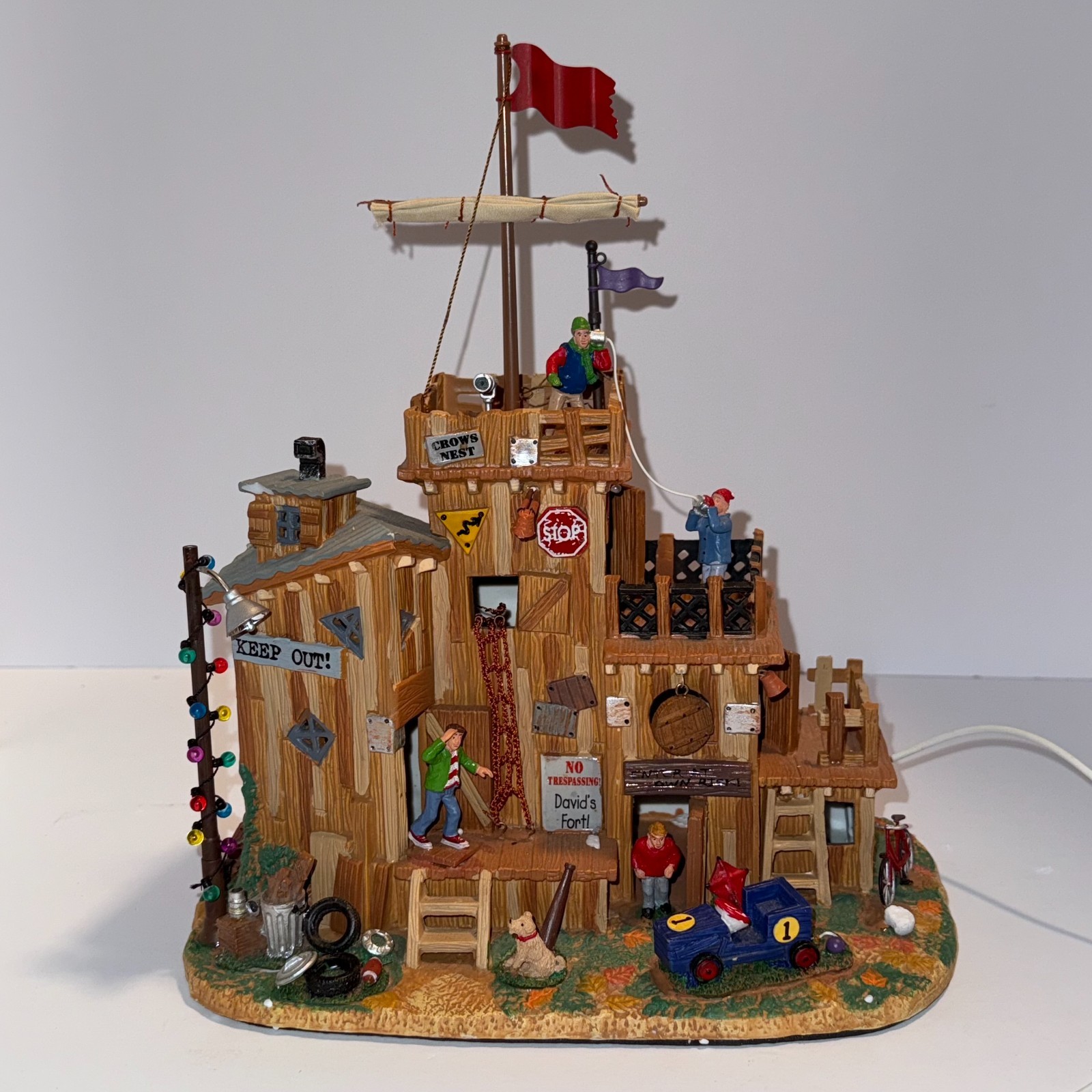 2010 LEMAX Signature Collection Christmas Holiday Village David’s Fort #04218