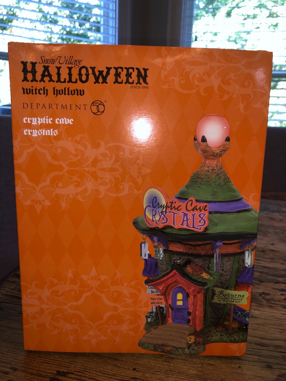 Dept 56 A CRYPTIC CAVE MYSTIC Halloween Village 6007648 New 2021 Crystals Witch