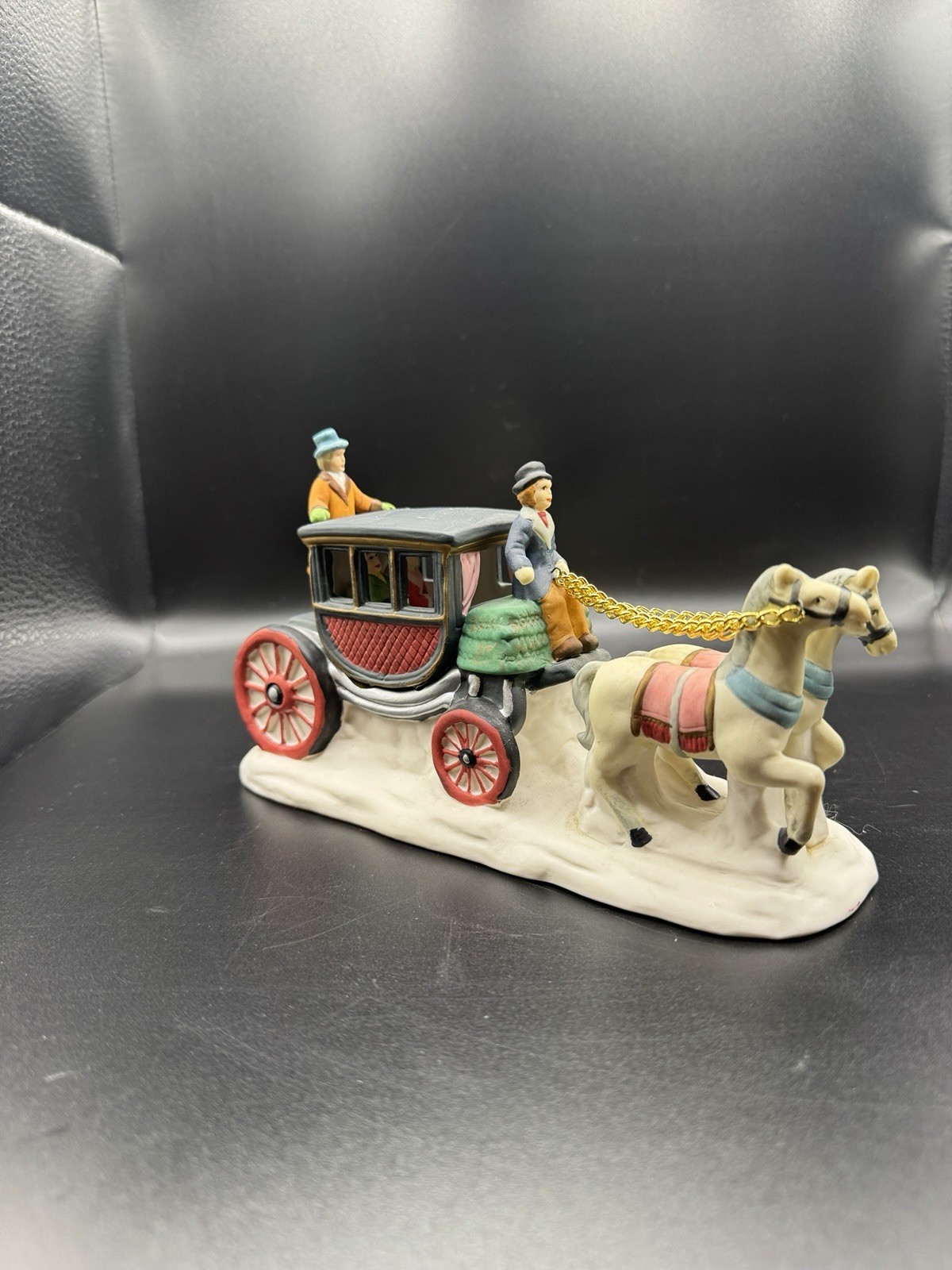 Dickens Collectables Porcelain Carriage Horse Drawn 1997 #385-0856 NIB
