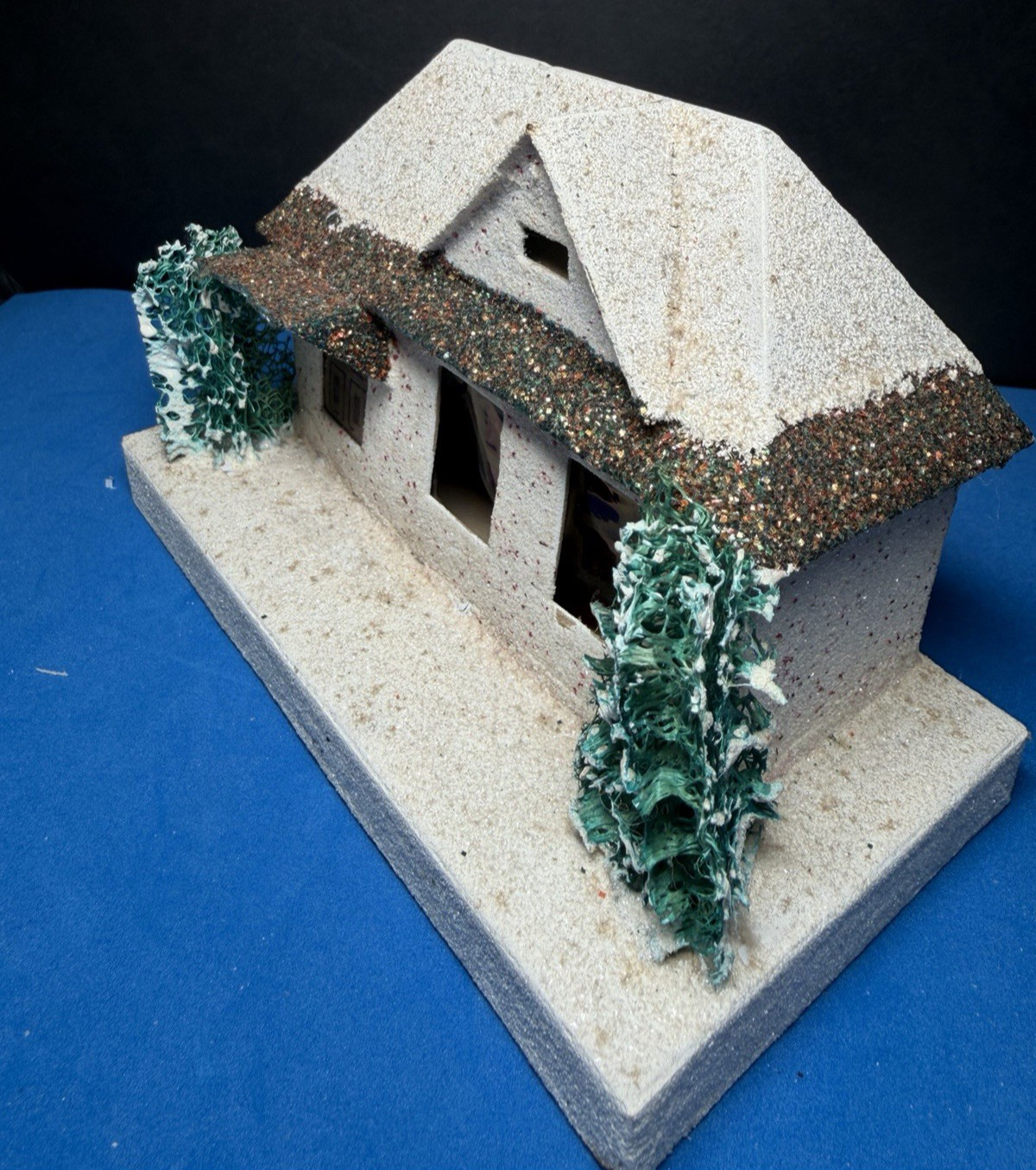 Vtg 1930s Pre-WWII Putz House JAPAN Loofah Tree Gable Awning Mica Glitter 6.25″