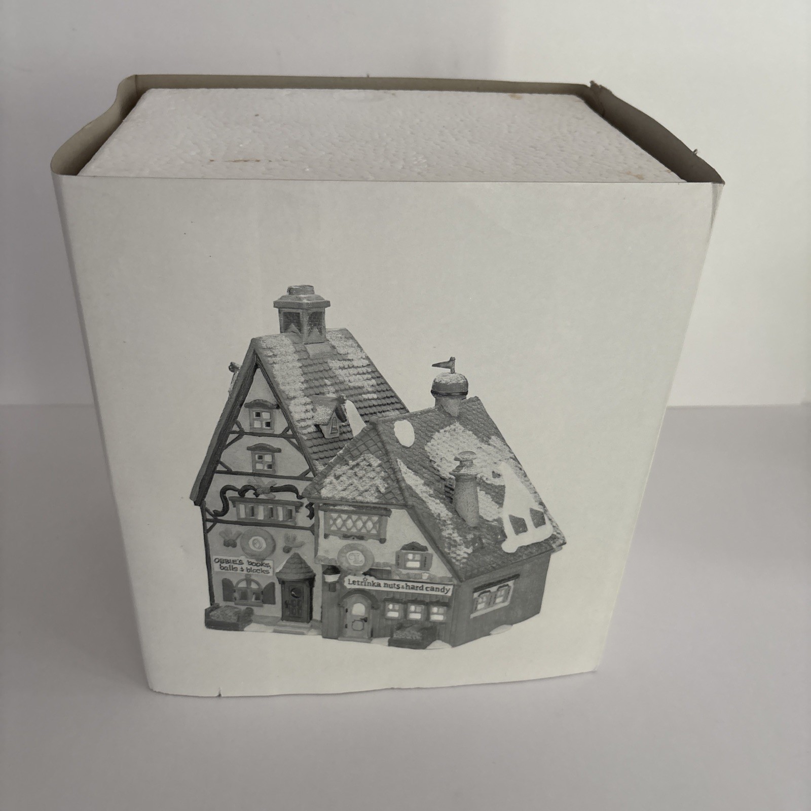 Dept 56 Heritage Village Obbies Books and Letrinkas Candy Open Box