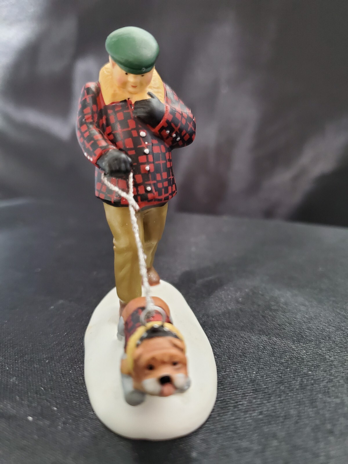 DEPT 56 CHRISTMAS IN THE CITY “BUSY CITY SIDEWALKS” #56.58956