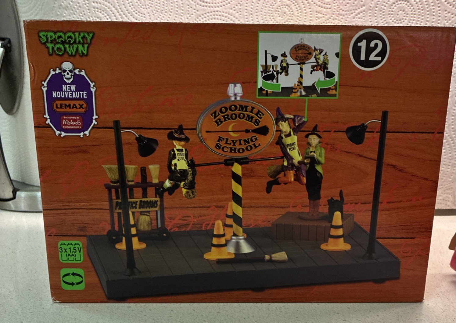Lemax Spooky Town Broom Dealership Halloween Village Lighted Animated Works NIB