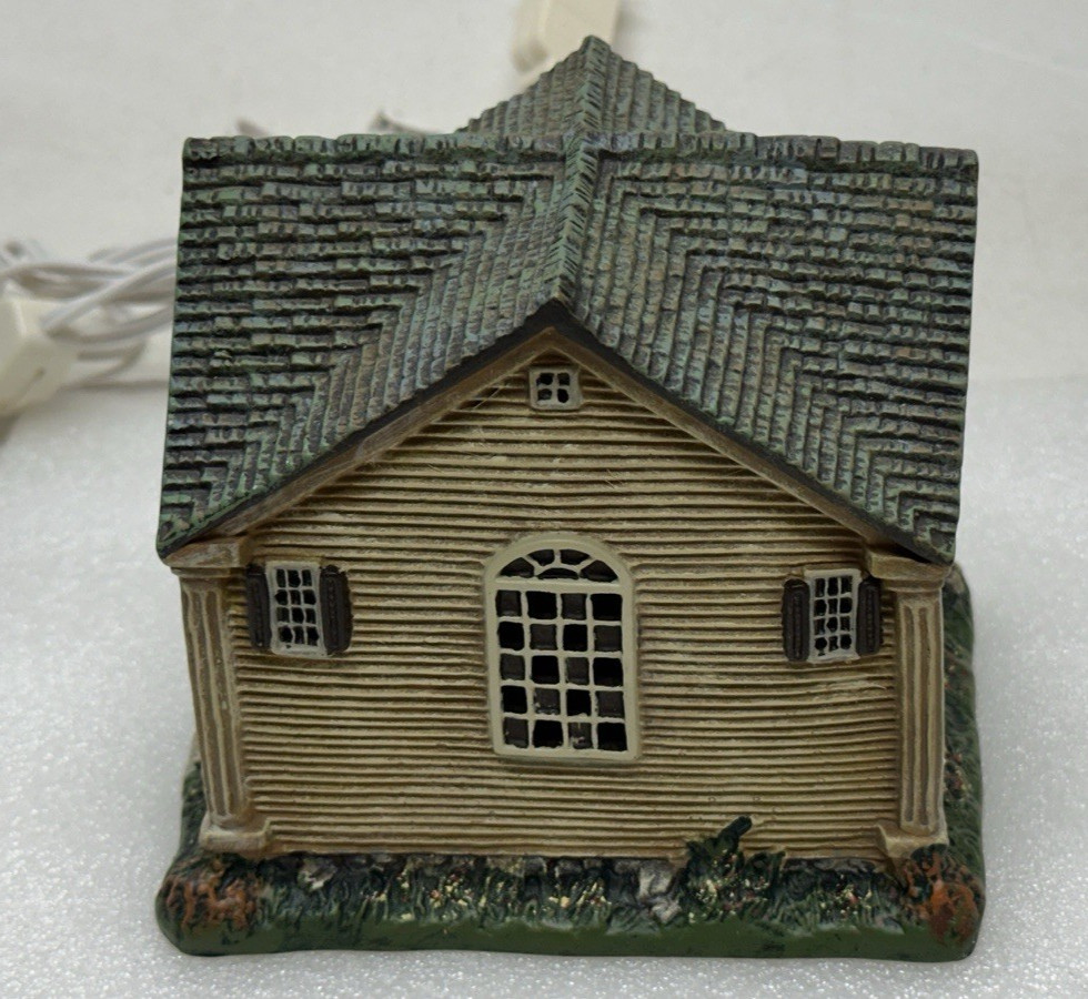 Lang Wise Liberty Village Toy Chest First Edition 1997 Lighted House Patriotic