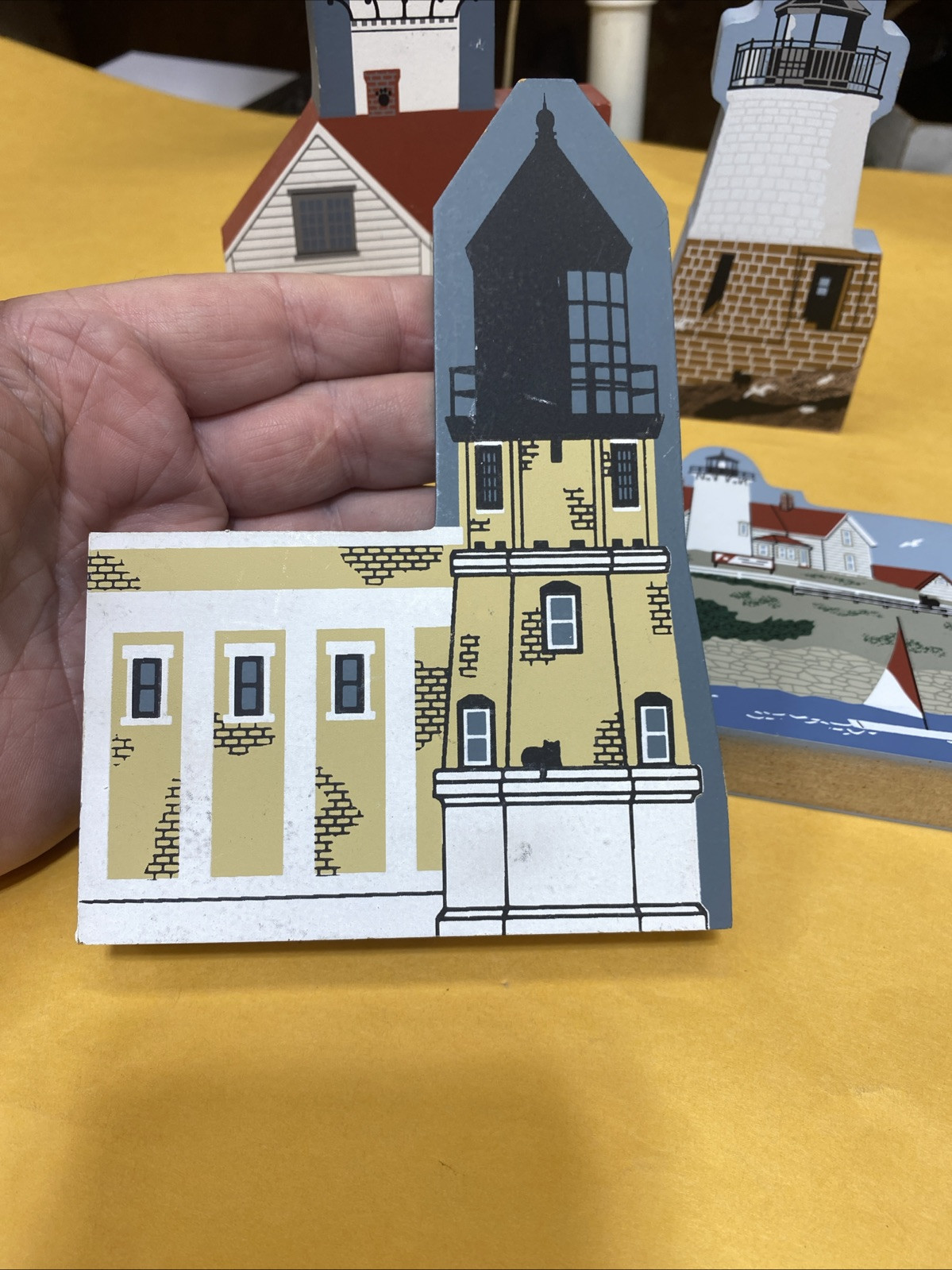The Cat’s Meow Lot Of 6 Pieces Lighthouse Wooden Shelf Sitter