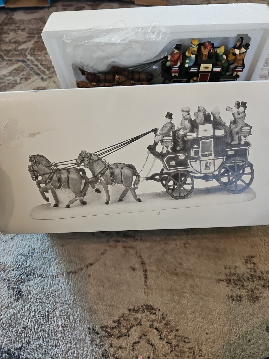 Dept 56 Holiday Coach The Heritage Village Collection #5561-1 In Box Retired