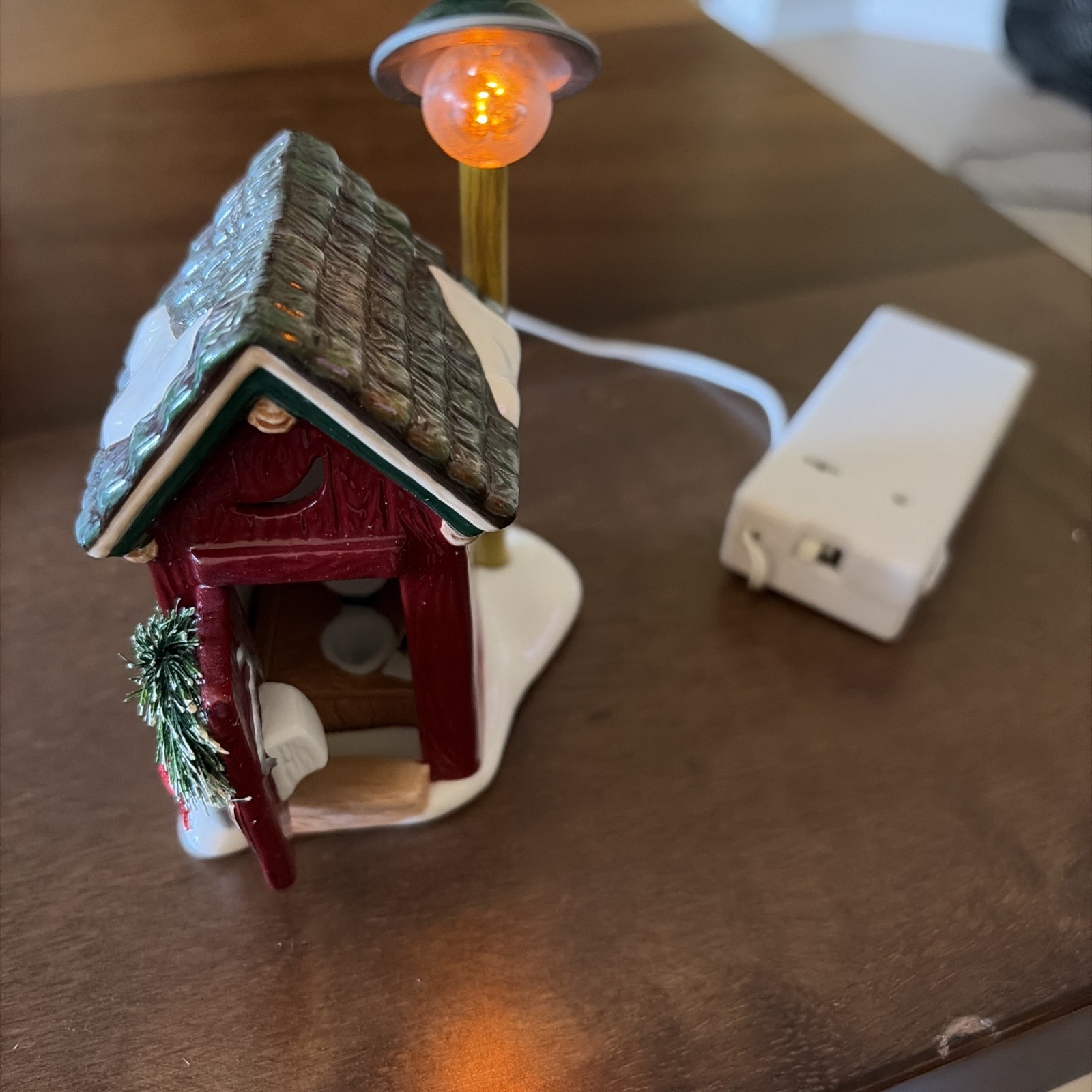 DEPT 56 Snow Village Accessories ‘Backwoods Outhouse’ 55036 56.55036