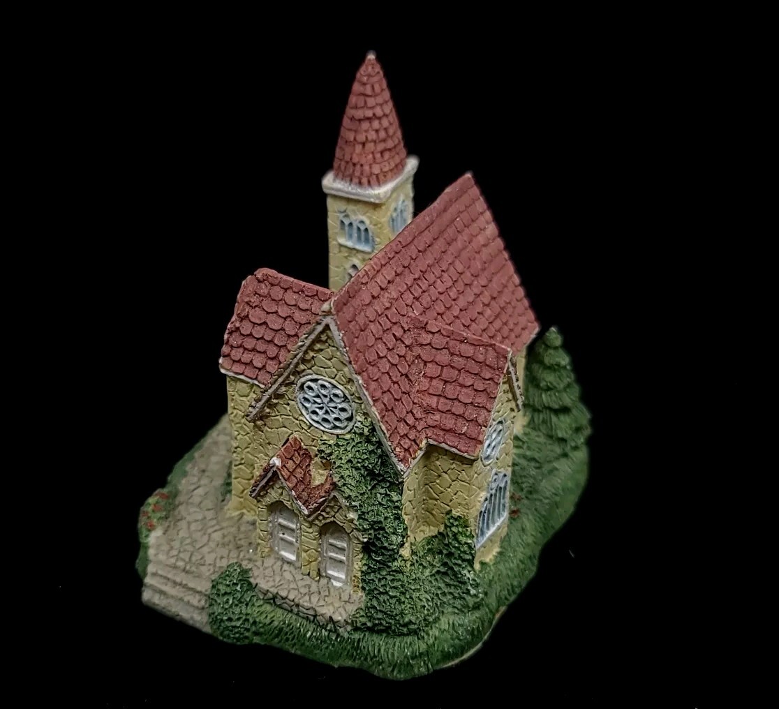 Lot Of 7 Amazing Miniature Village Build International Resourcing Services Inc.