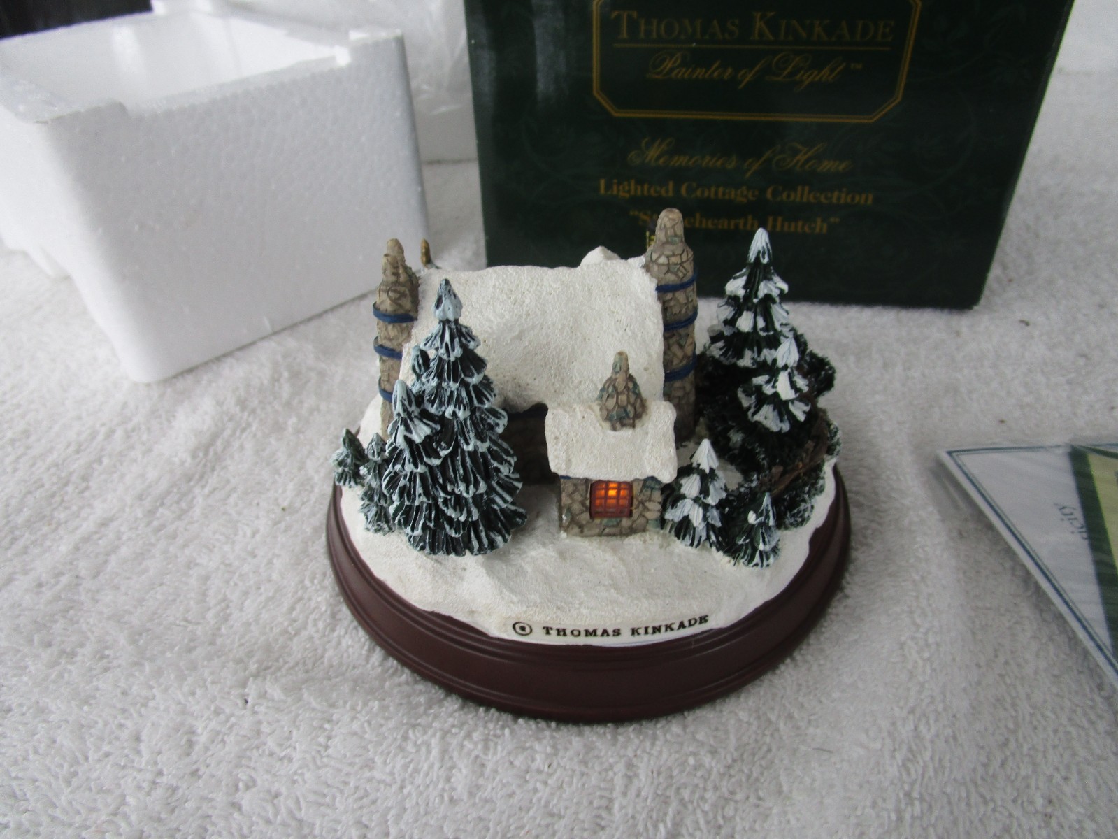 Thomas Kinkade “STONEHEARTH HUTCH” Lighted Cottage Collection Painter of Light!!