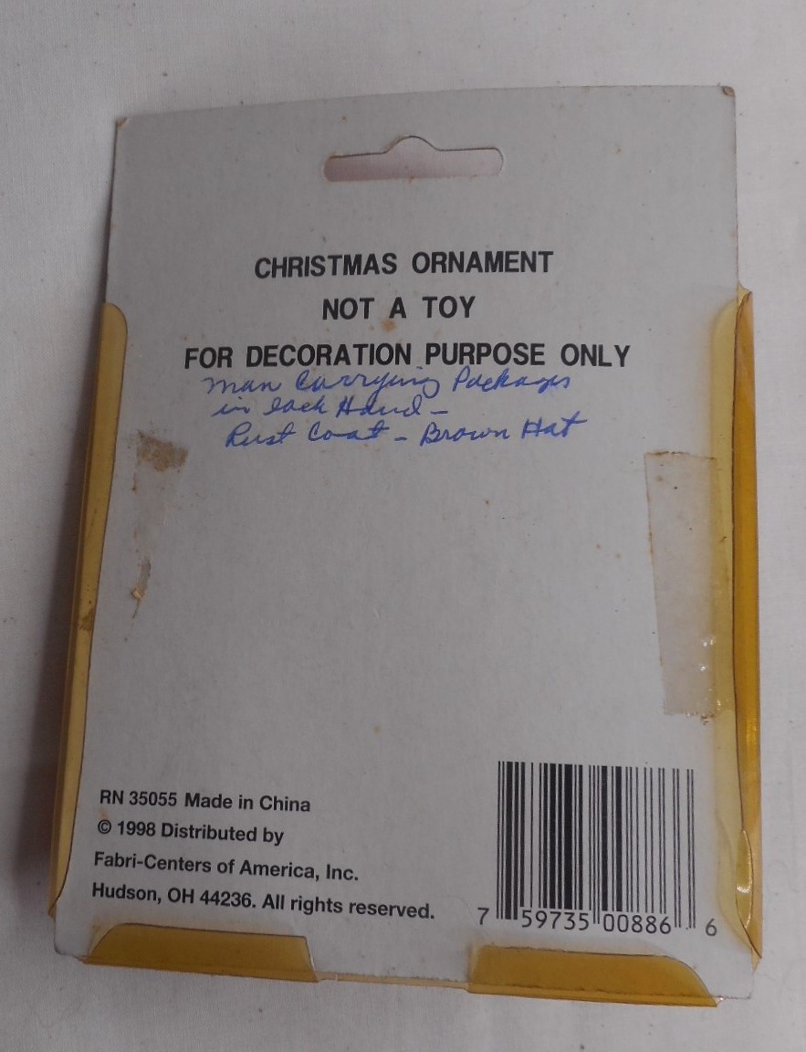 Christmas Village 1998 Figurine Dickens Collectibles 2.5″ H Man Carrying Package