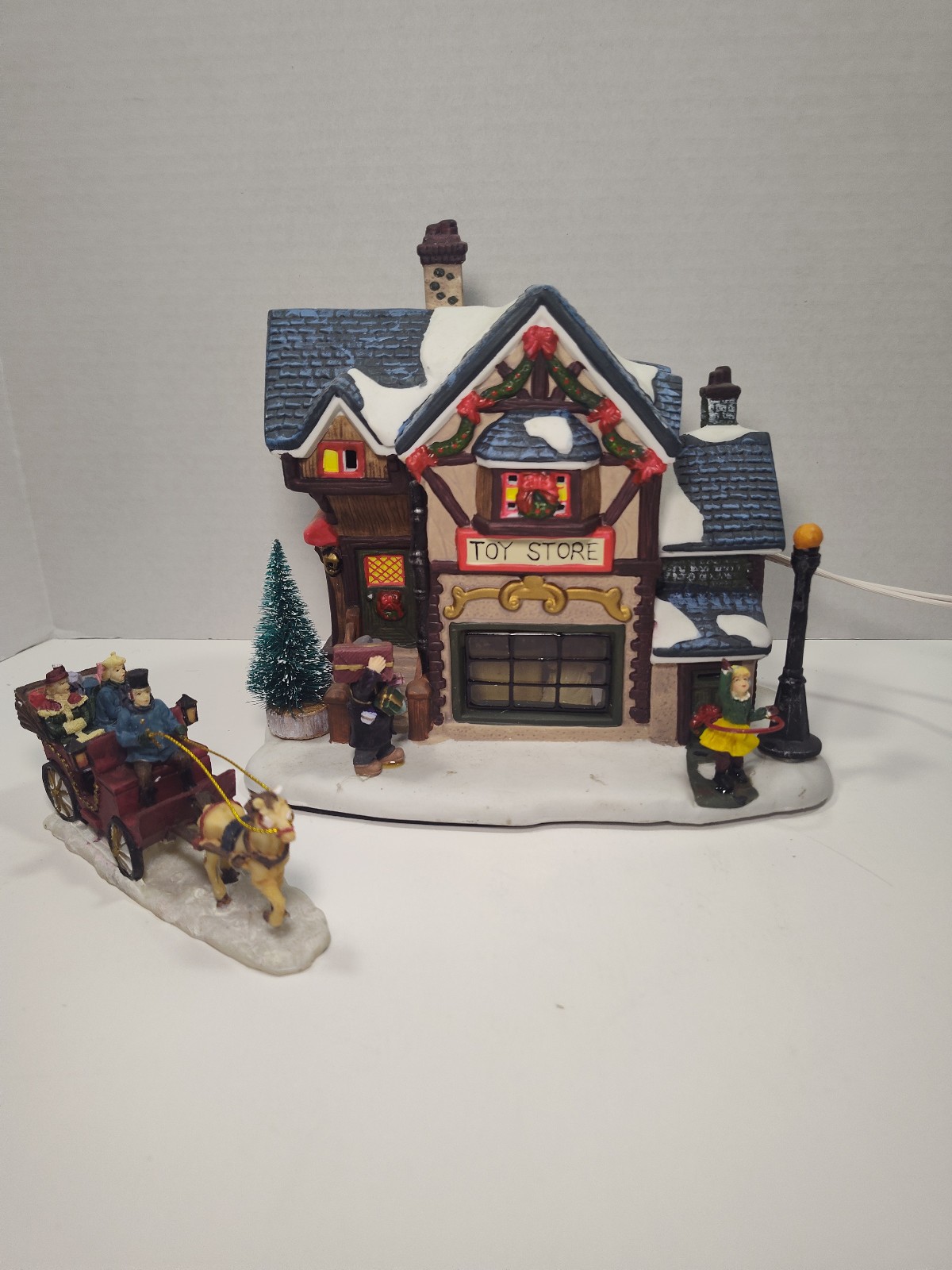 Winter Valley Porcelain Lighted House Toy Store Village w/ Horse Carriage Tested