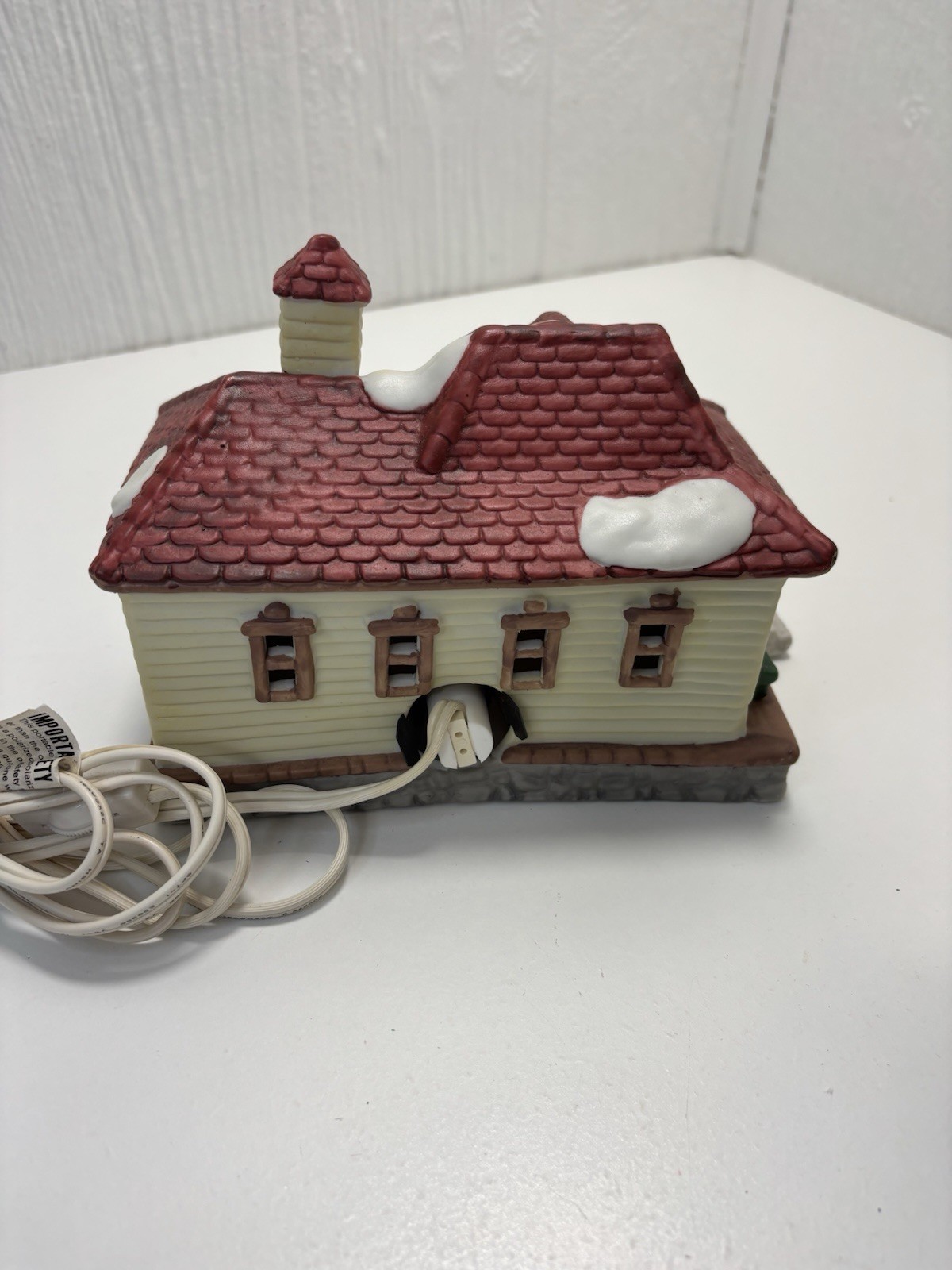 Dickensville Noma Collectibles Christmas Village Porcelain House Western Station