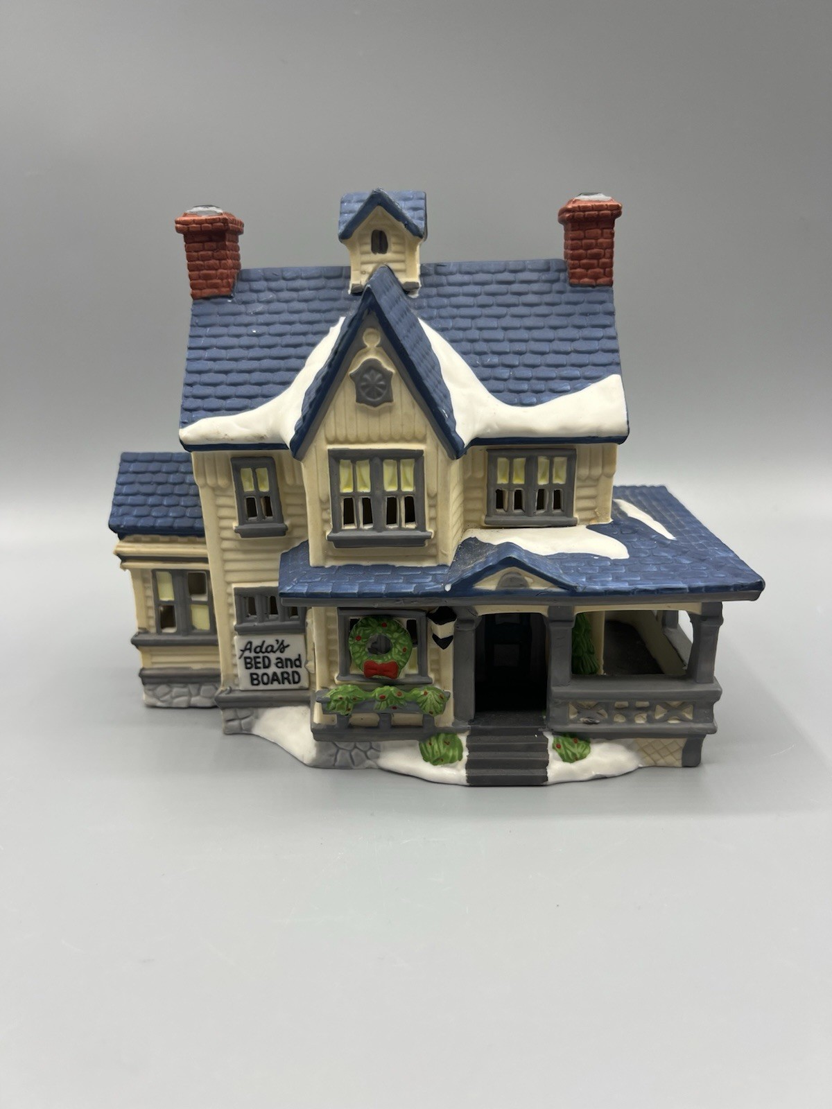 Department 56 New England Village Ada’s Bed & Boarding House No Light