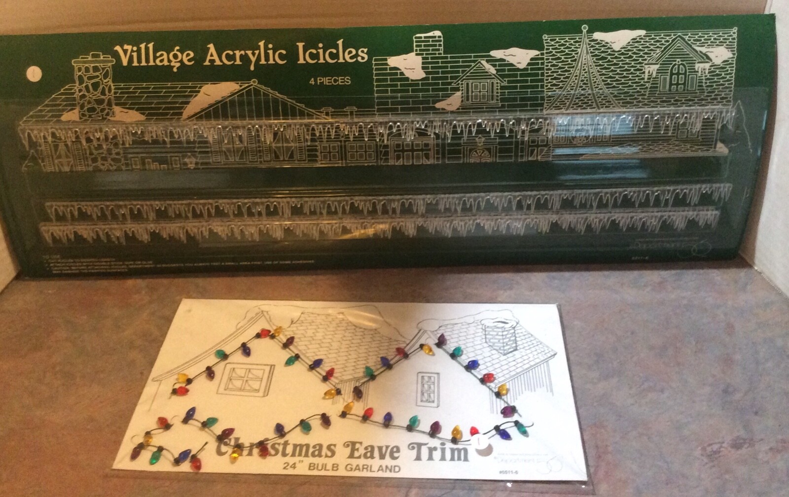 Dept 56 Village Acrylic Icicles & Christmas Eve Trim (Lightbulb Garland) – NIP