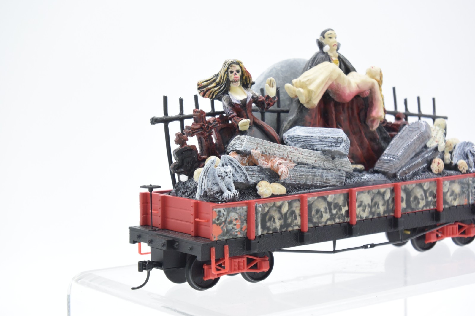 Hawthorne Village The Vampire Blood Feast Gondola Horror Express Halloween Train