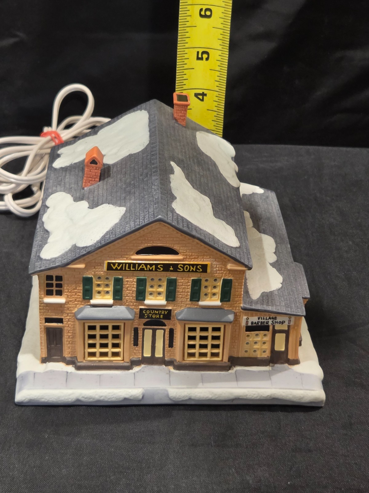 Vintage 1993 Hawthorne Porchlight Collection The Country Store Christmas