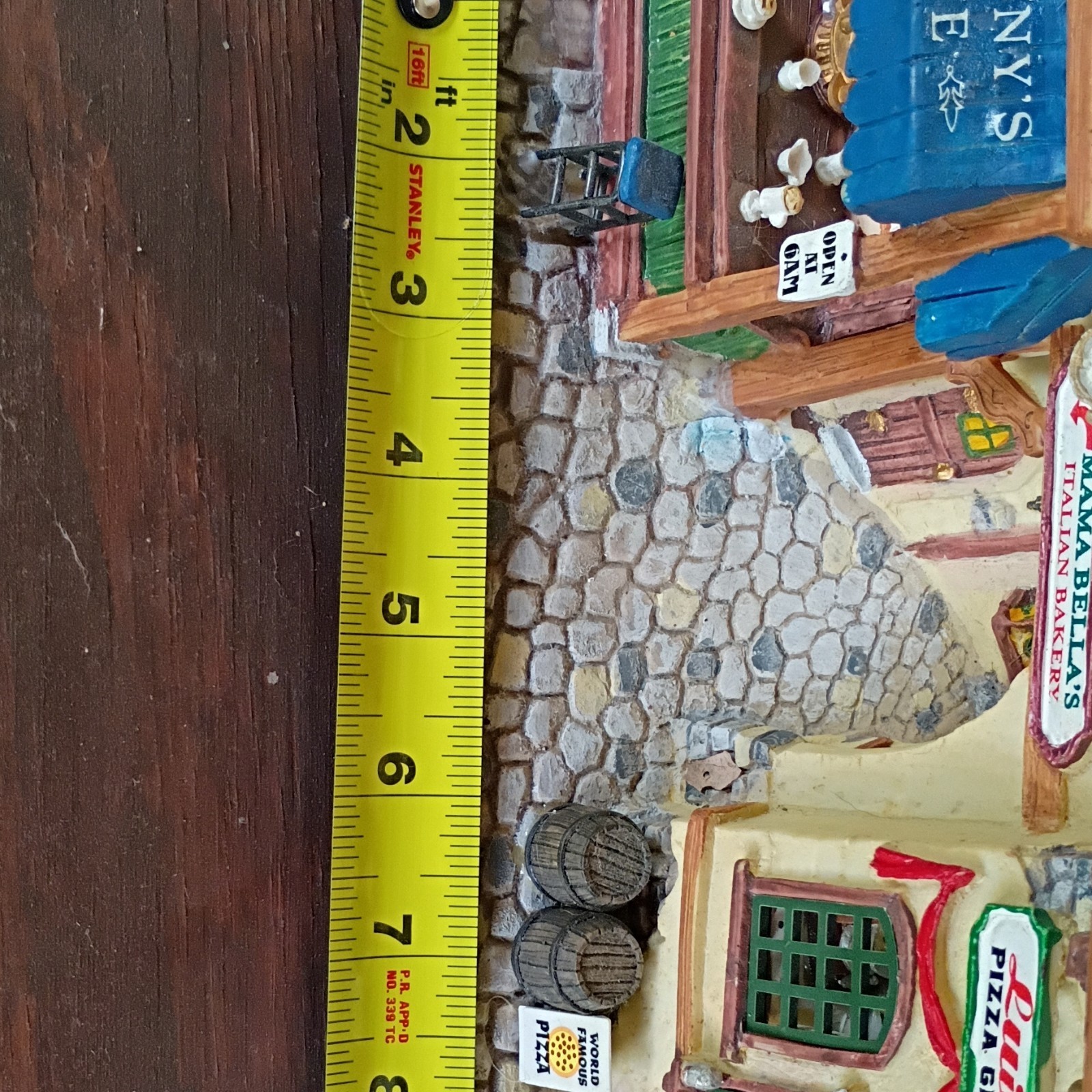 Lemax Lighted Christmas Village Building Italian Cafe Gelato Bakery Pizza Grotto