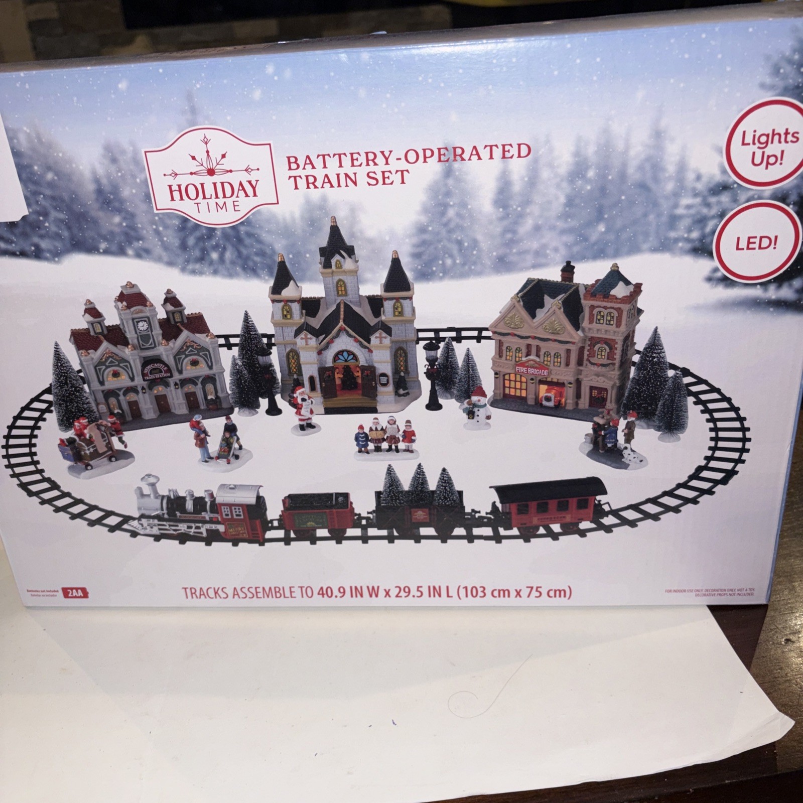Holiday Time 2025 Battery Operated Train Set Locomotive Rail Cars Track