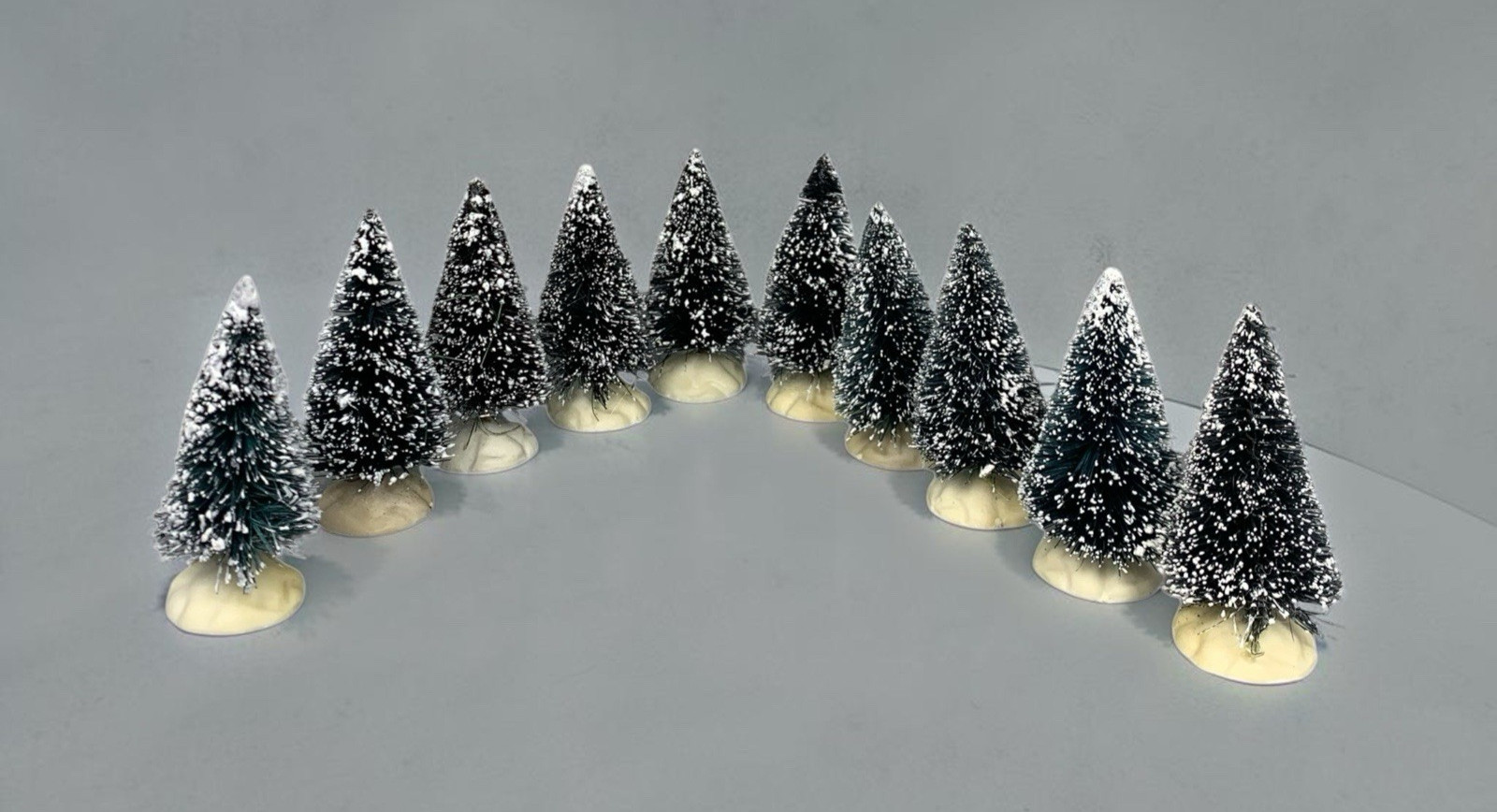 Lemax Green Flocked Bottle Brush Trees Plastic Base Christmas SMALL 2″ Lot 10
