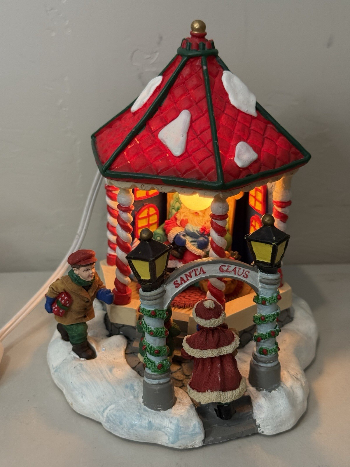 VTG Trim A Home Christmas Village Gazebo Santa Light Up Decoration Sears 788225
