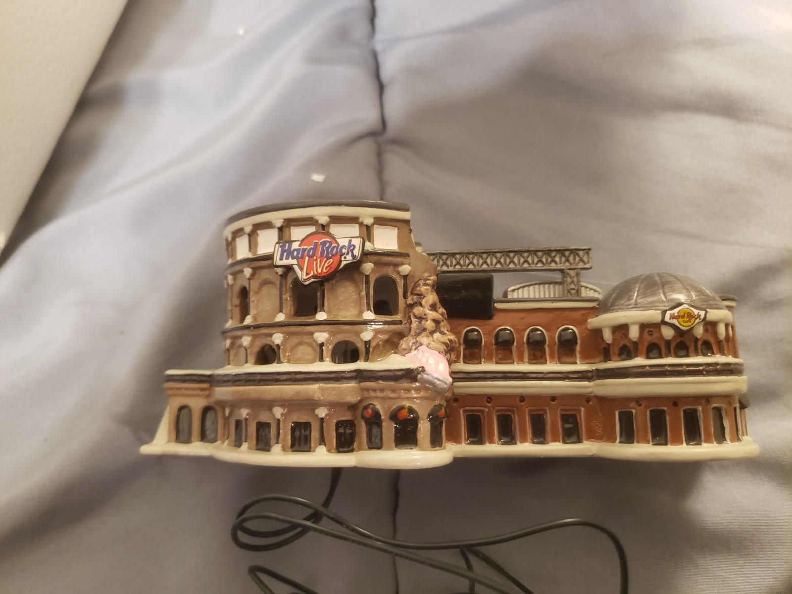 Vintage Dept 56 #55213 HARD ROCK CAFE ORLANDO Lighted Ornament EUC