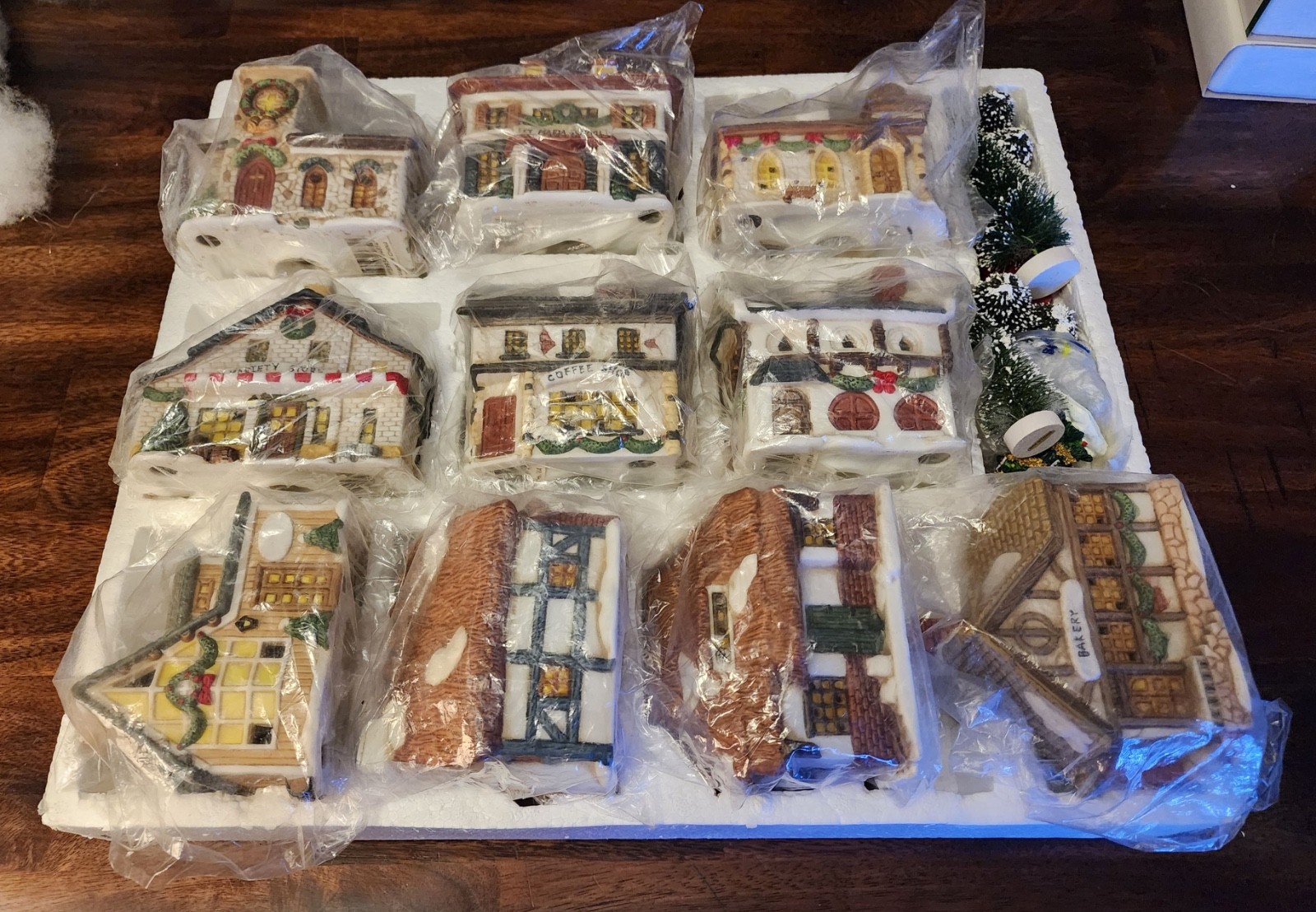 Mini Christmas Village Buildings Lot 10+ Ceramic Houses Church Bakery & Cafe
