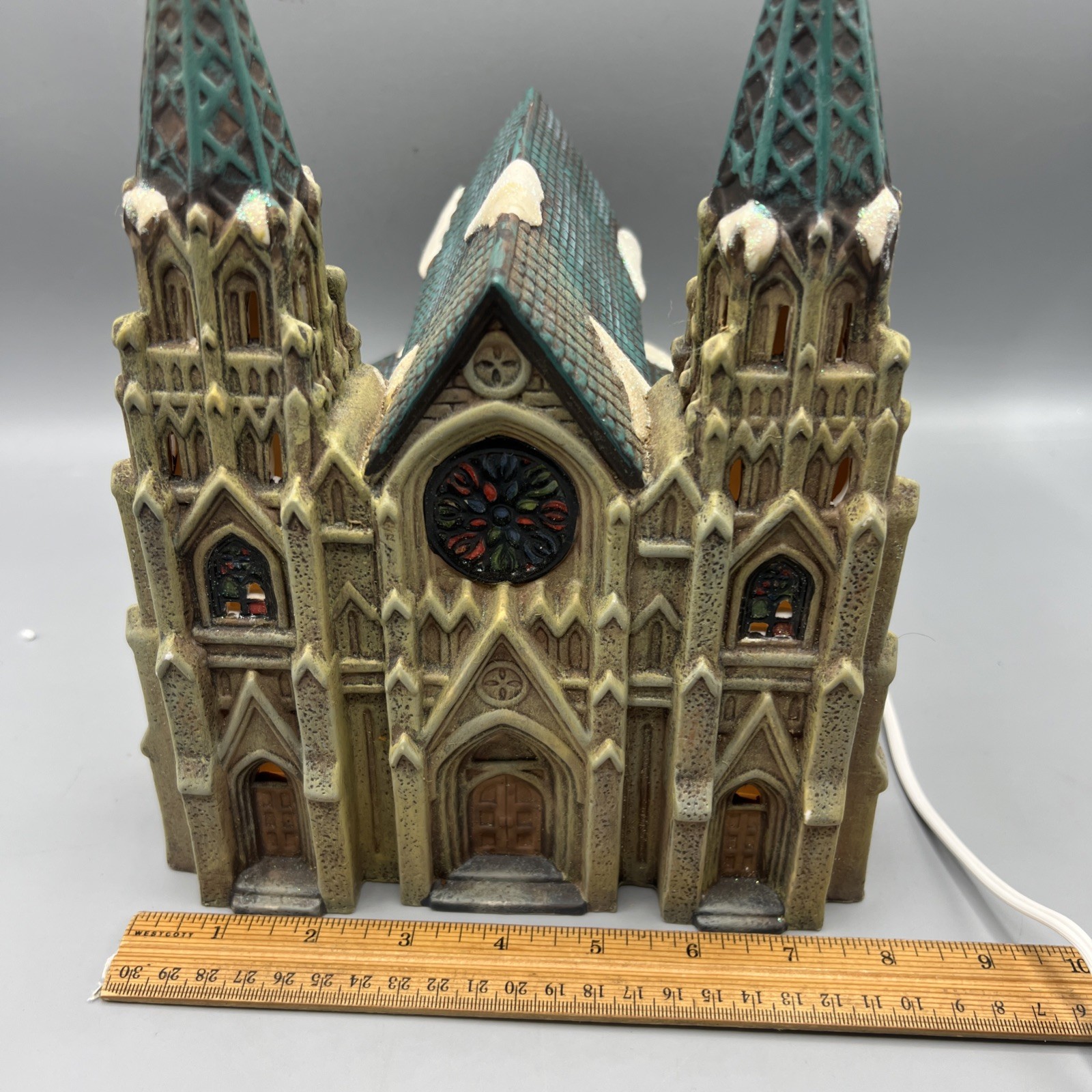 VTG Holiday Time Village Collectibles Lighted Church Cathedral 10” Tall Lighted