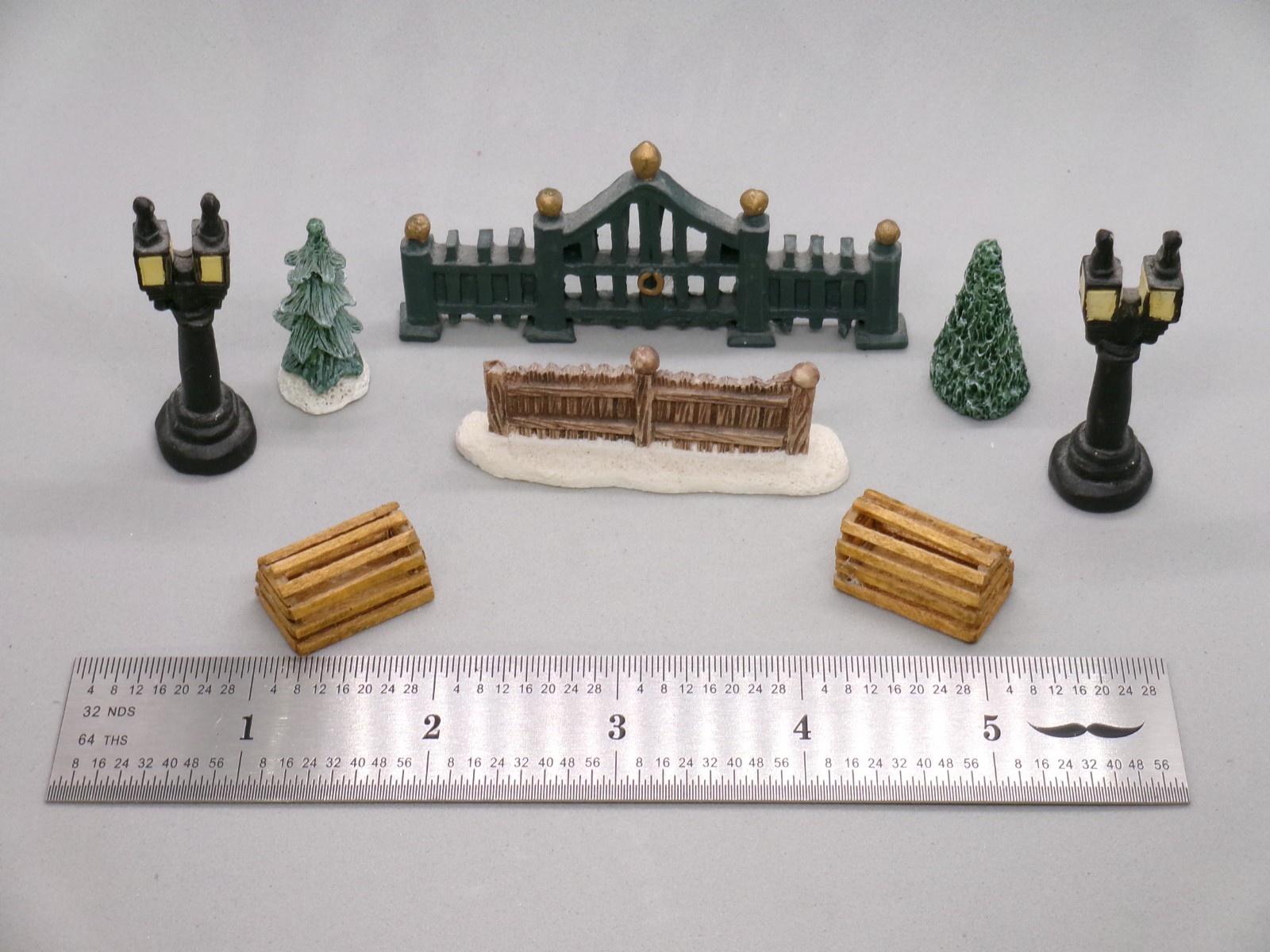 Vintage RSVP Accessories A Dickens Christmas Collection 1991
