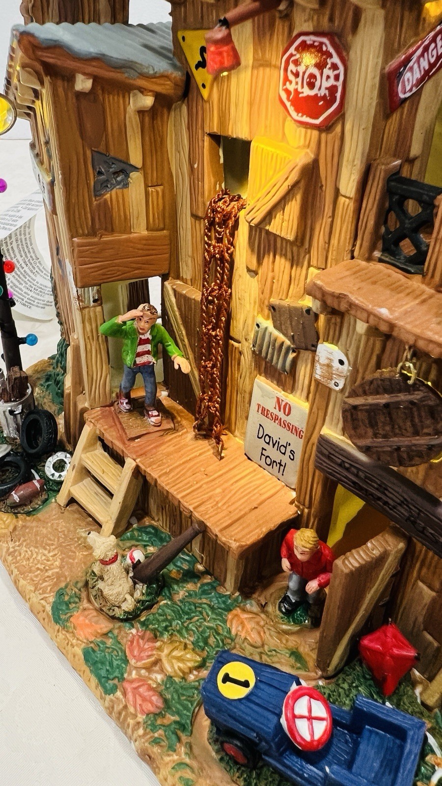 Lemax “David’s Fort” Lighted Holiday Village Accent #04218 Retired 2010 NEW !