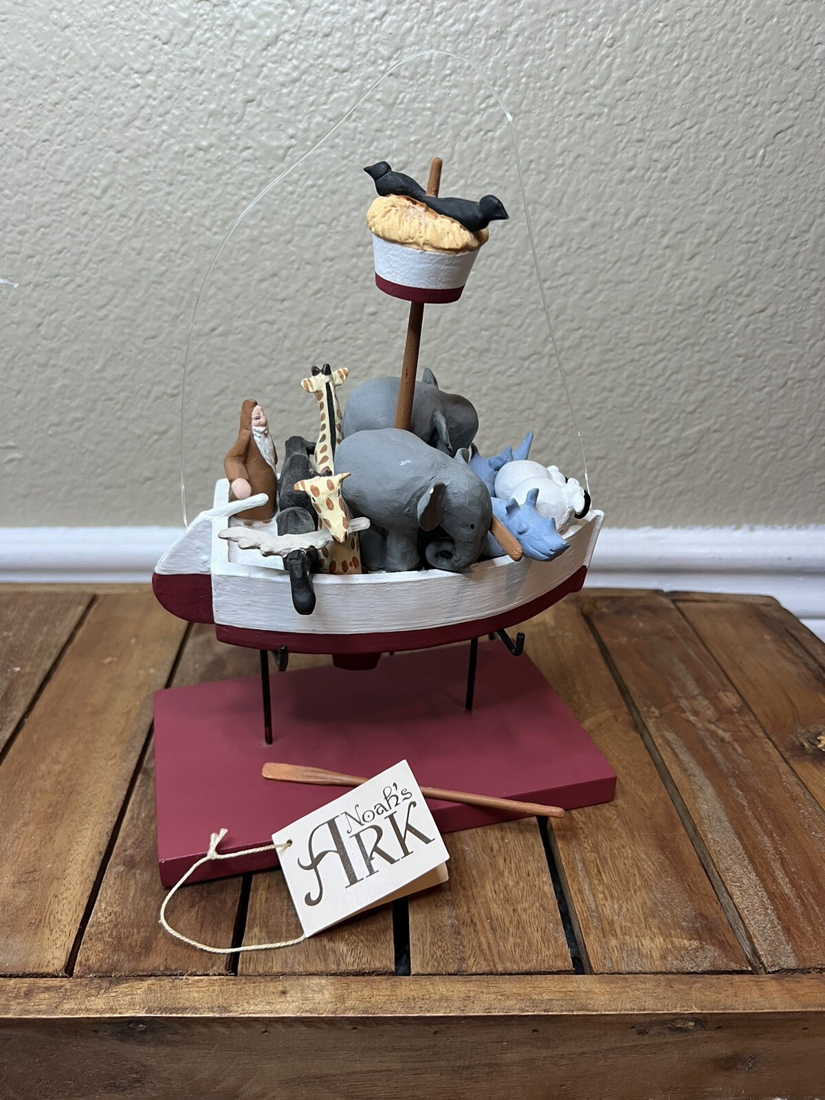 Robert Stebleton Department 56 Noah’s Ark Primitive Folk Art Philippines READ