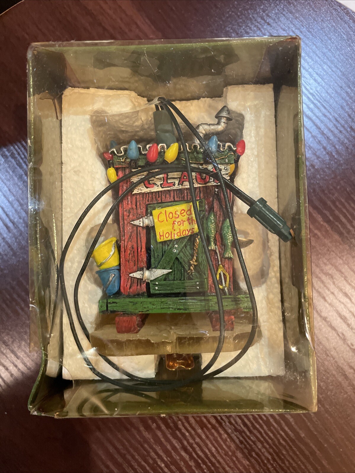 1999 DEPT 56 gone fishing Santa’s Ice House Light Up Ornament W Pigtail Adapter