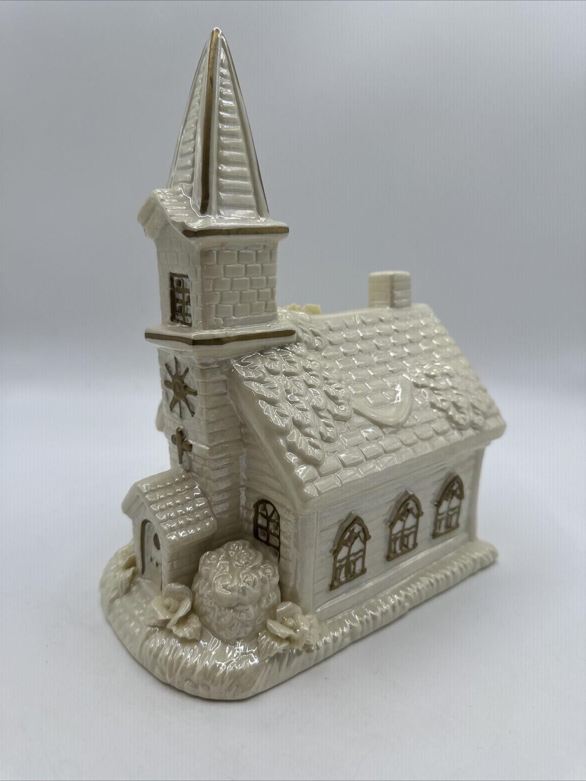VIintage Christmas Porcelain Church Music Box White And Gold 10 Inches Tall