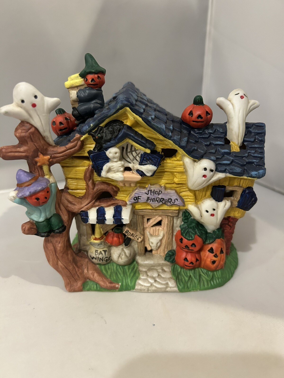 Vintage 2000 Spooky Hollow Lighted Porcelain Shop Of Horrors w/ box No Cord