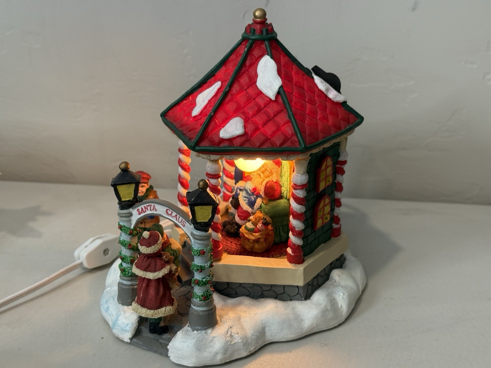 VTG Trim A Home Christmas Village Gazebo Santa Light Up Decoration Sears 788225