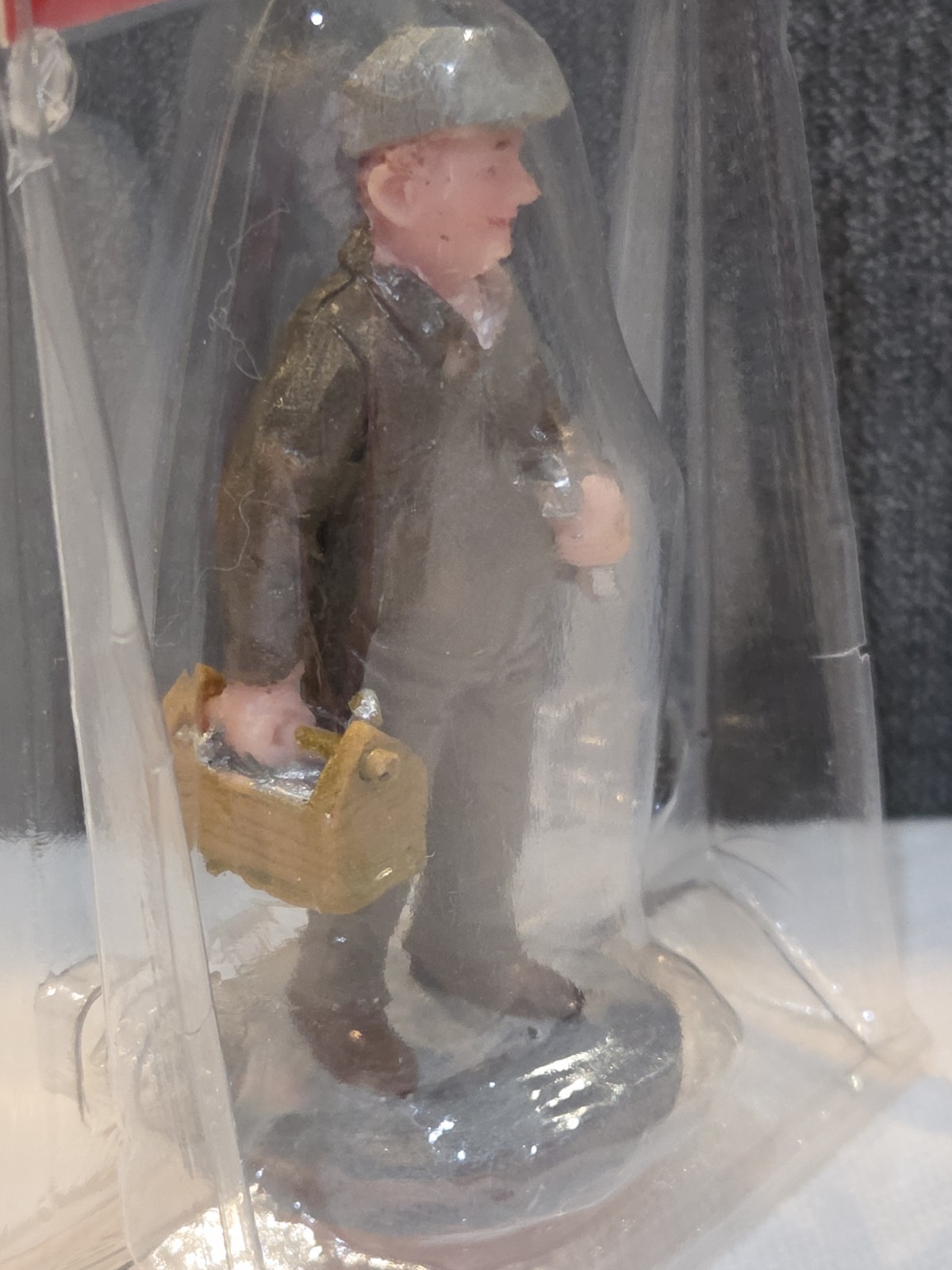Lemax Mechanic #02827 Christmas Village Coventry Cove