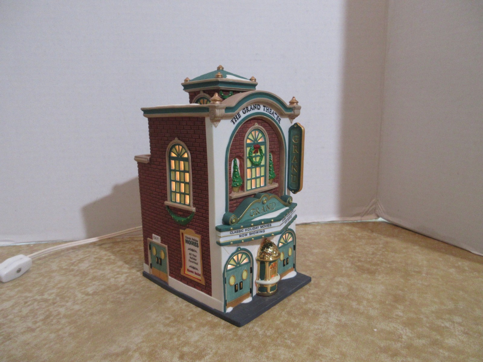 Dept. 56 Heritage Christmas In The City 1998 The Grand Movie Theater #58870