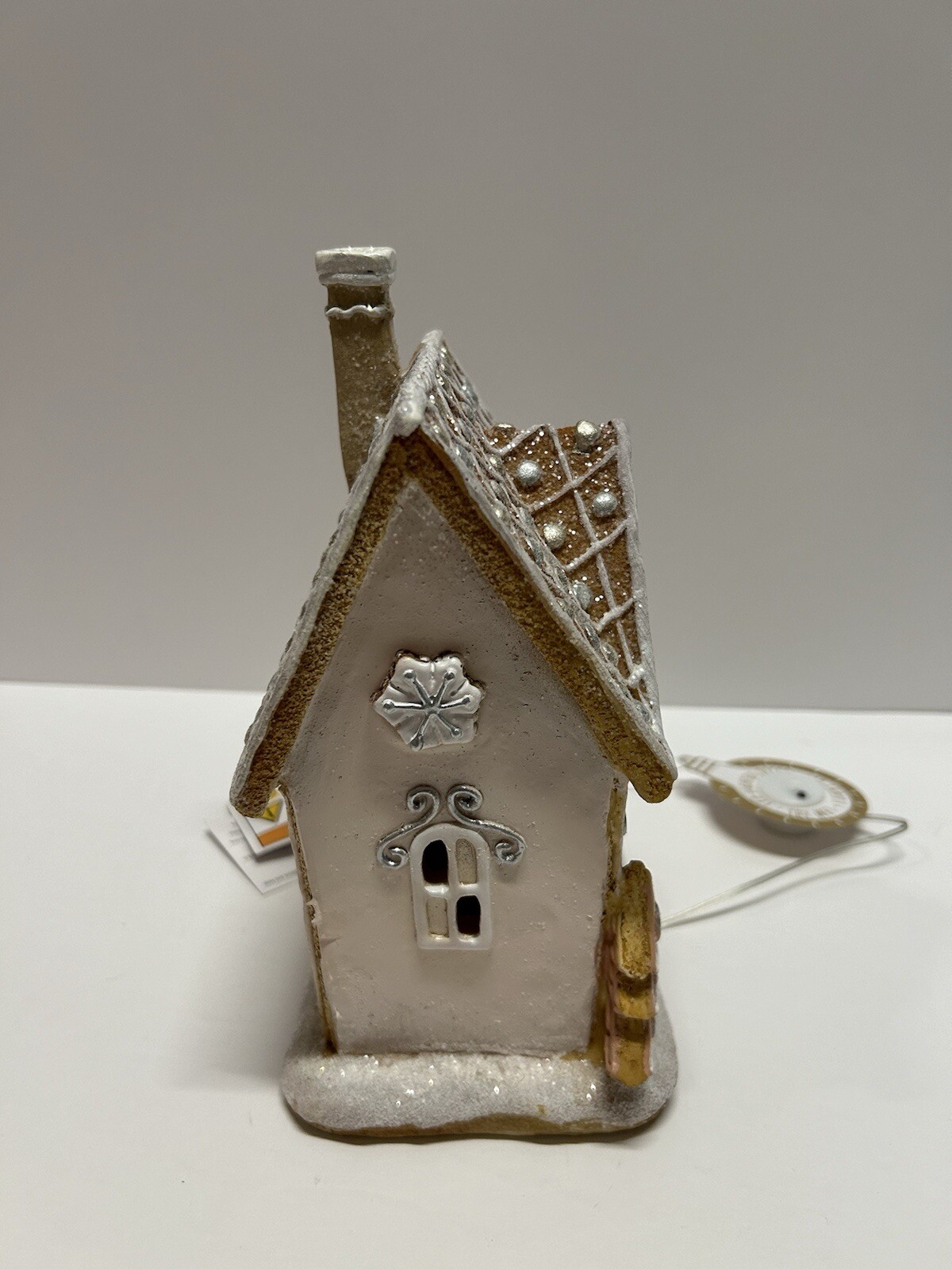 RAZ Pink Glitter Holiday LED Light-up 8.5″ Gingerbread House Village NEW!