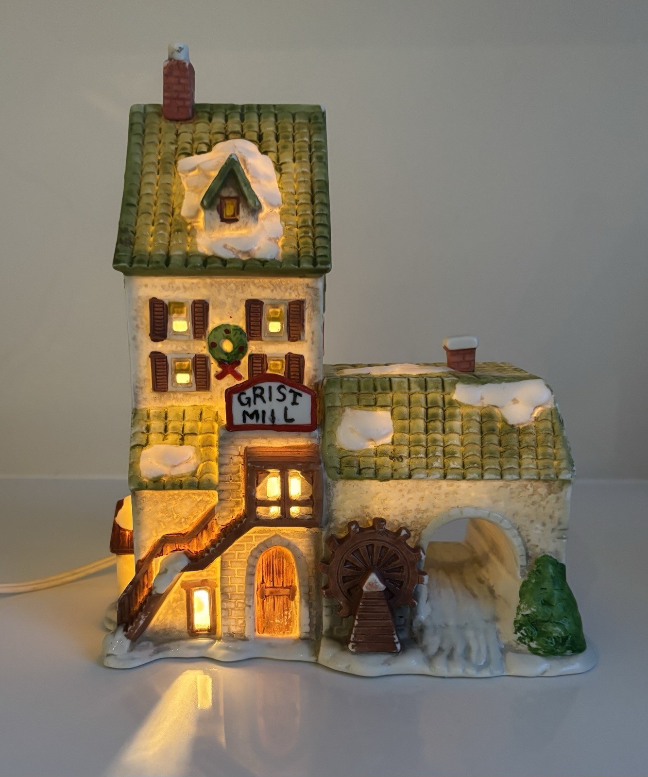 Swiss Village Grist Mill EPI International Lighted Christmas 1990