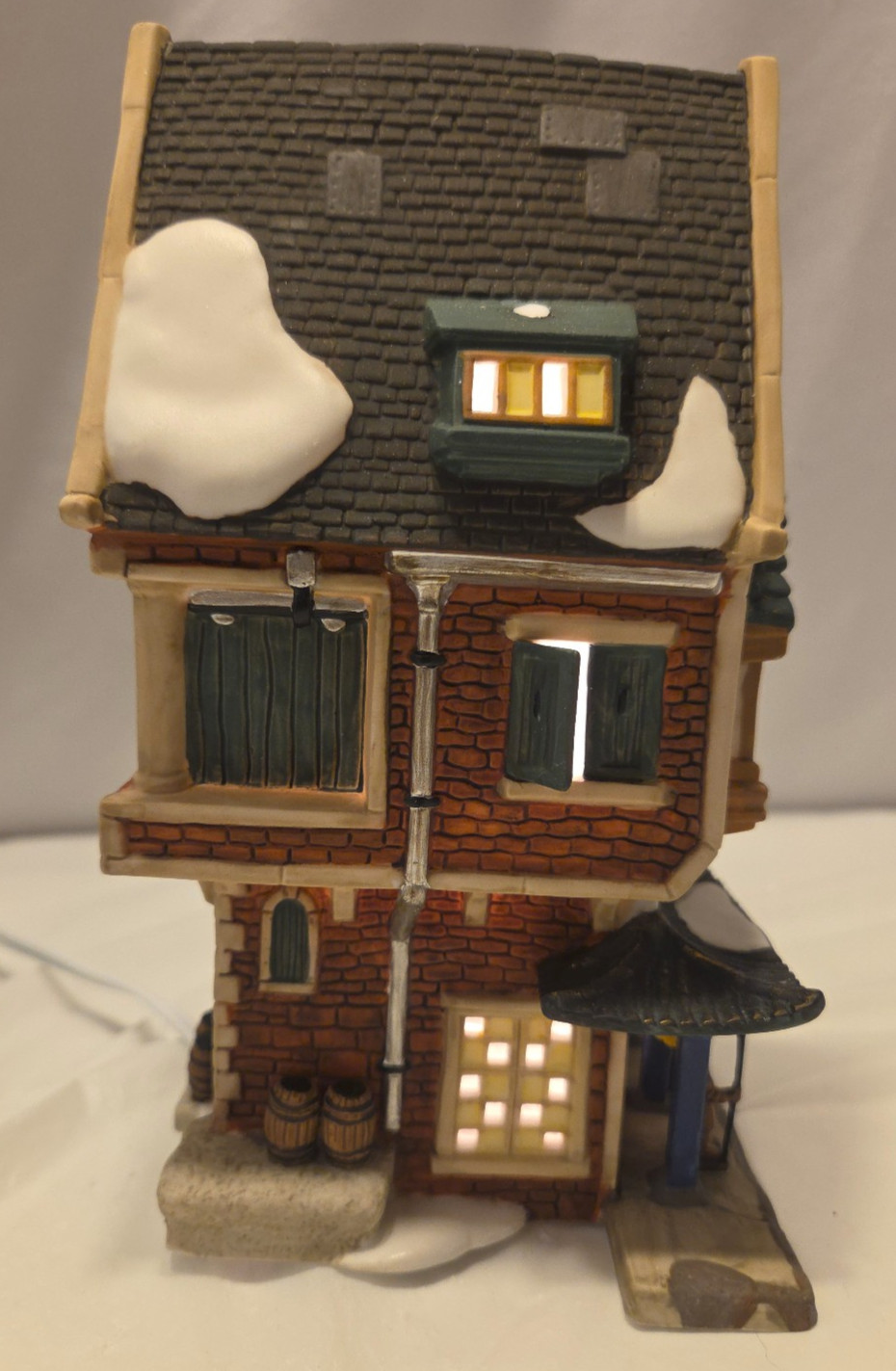 Dept 56 Dickens’ Village Series 5844-7 The China Trader 1999
