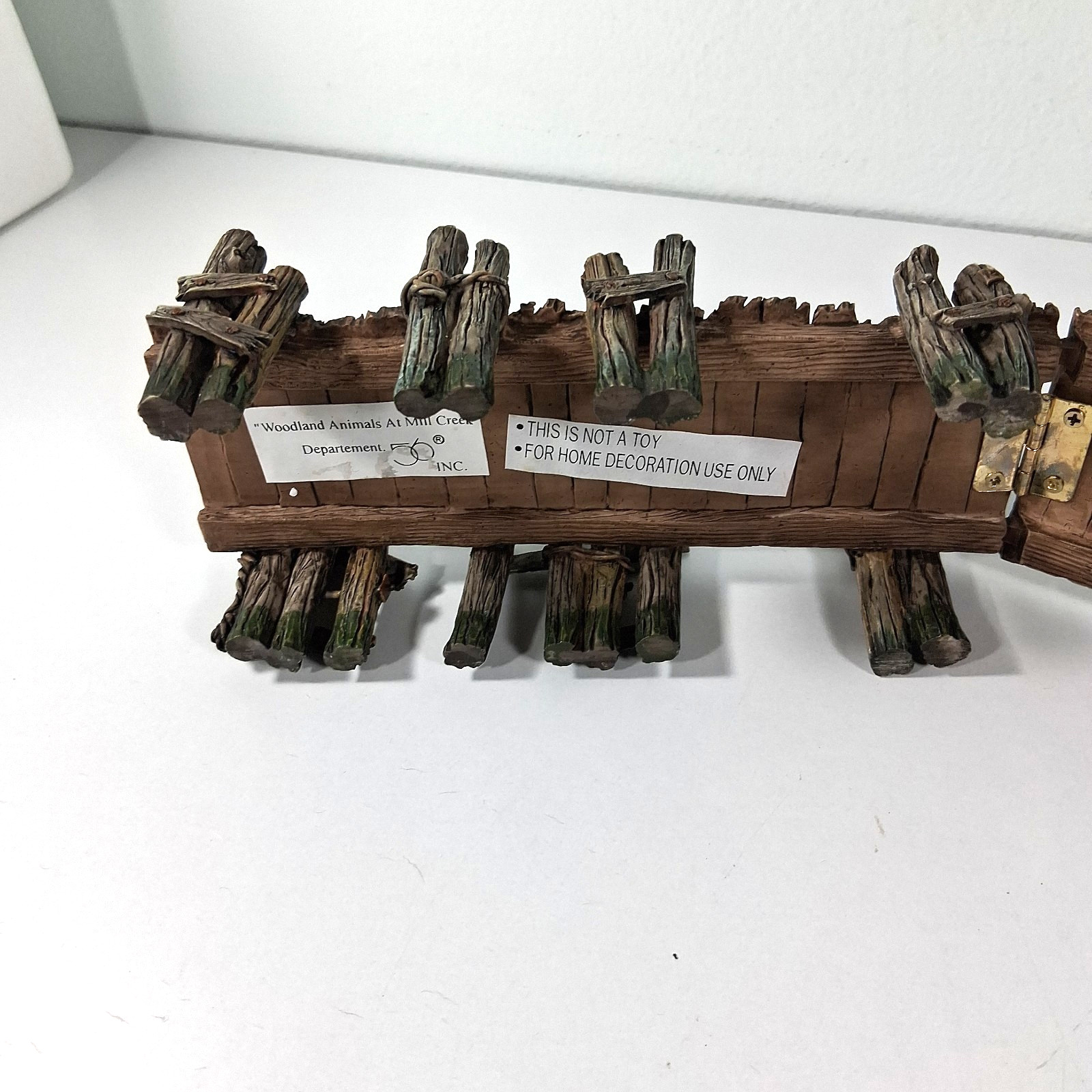 Dept 56 Village Accessories Wooden Pier Pelican 52766 Dock Pilings Mill Creek