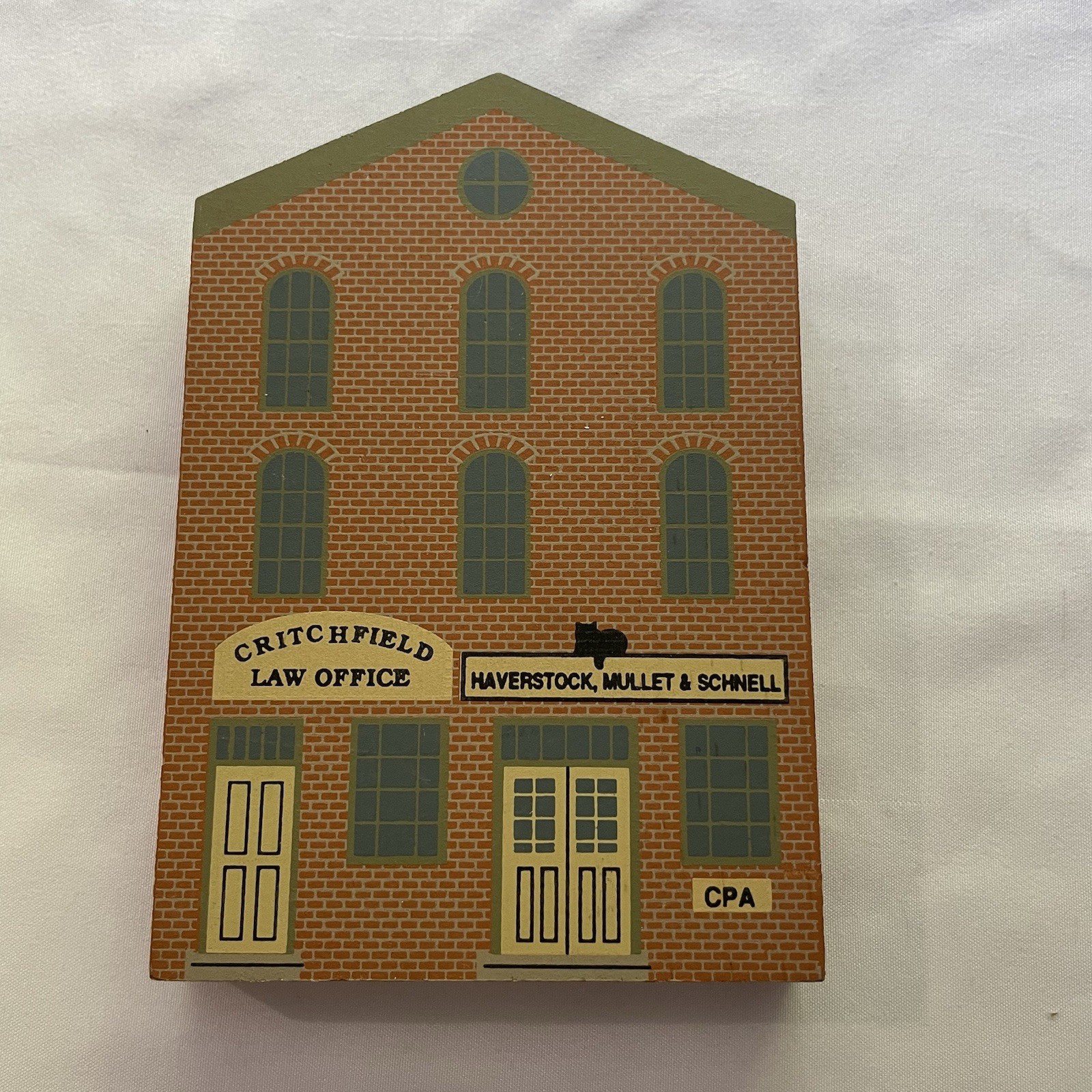 The Cats Meow Village Shelf Sitter 1991 Series IX CPA/Law Office