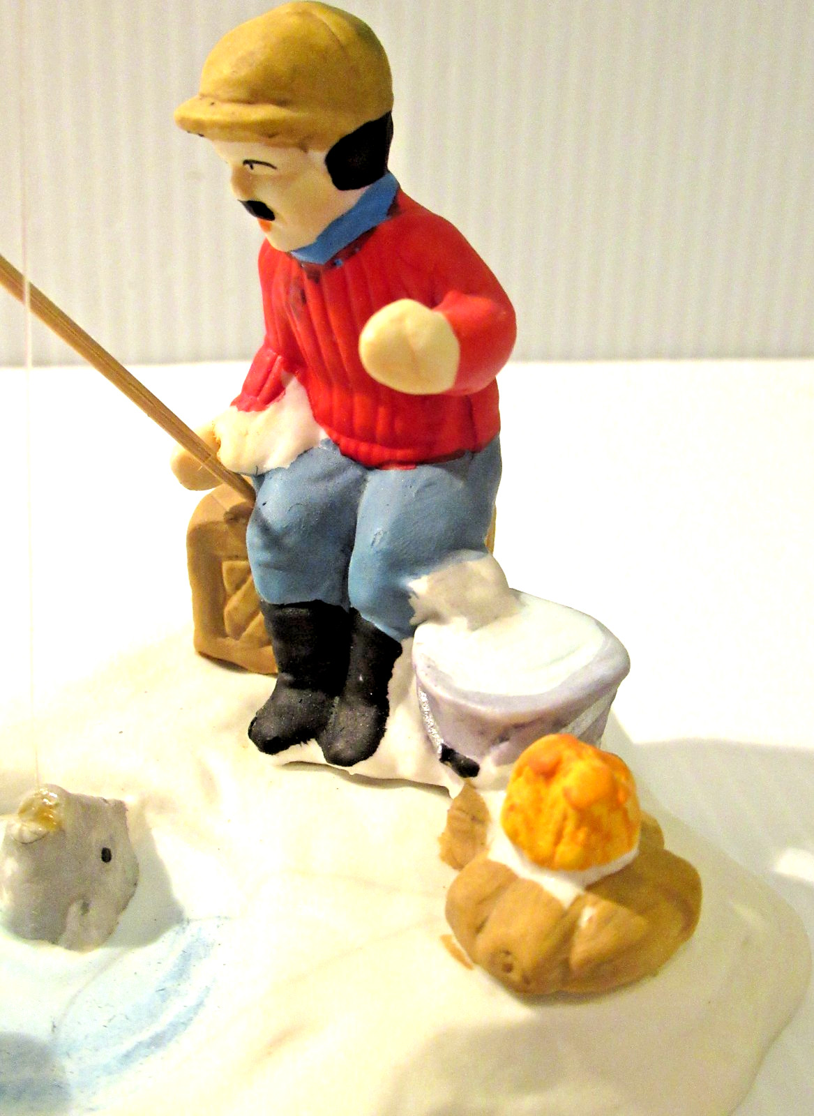 VICTORIAN VILLAGE COLLECTIBLES “ICE FISHING” ~ (1996) ~ RARE !!!!