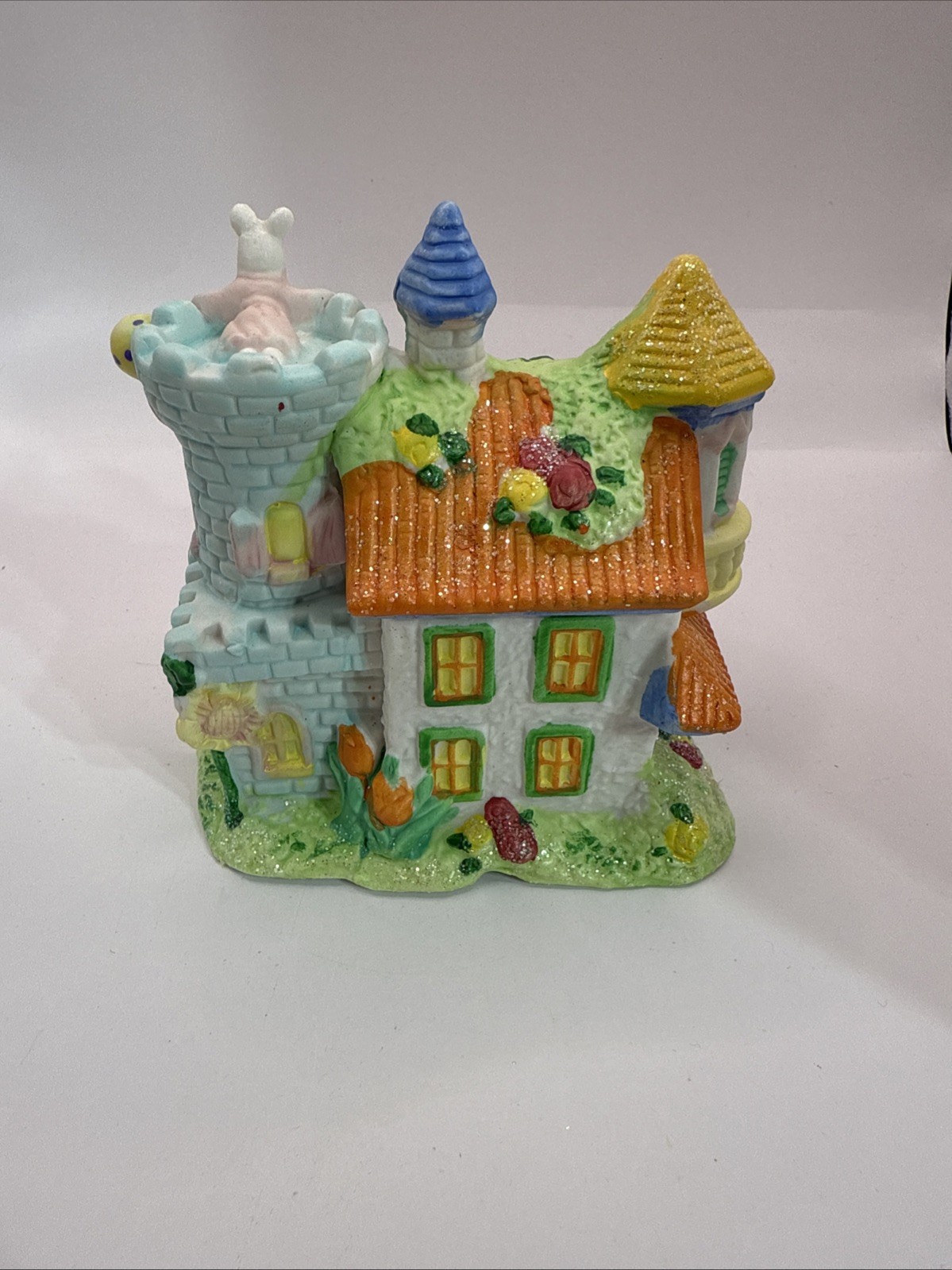 2004 Hoppy Hollow Easter Rabbit House, Toy Shop