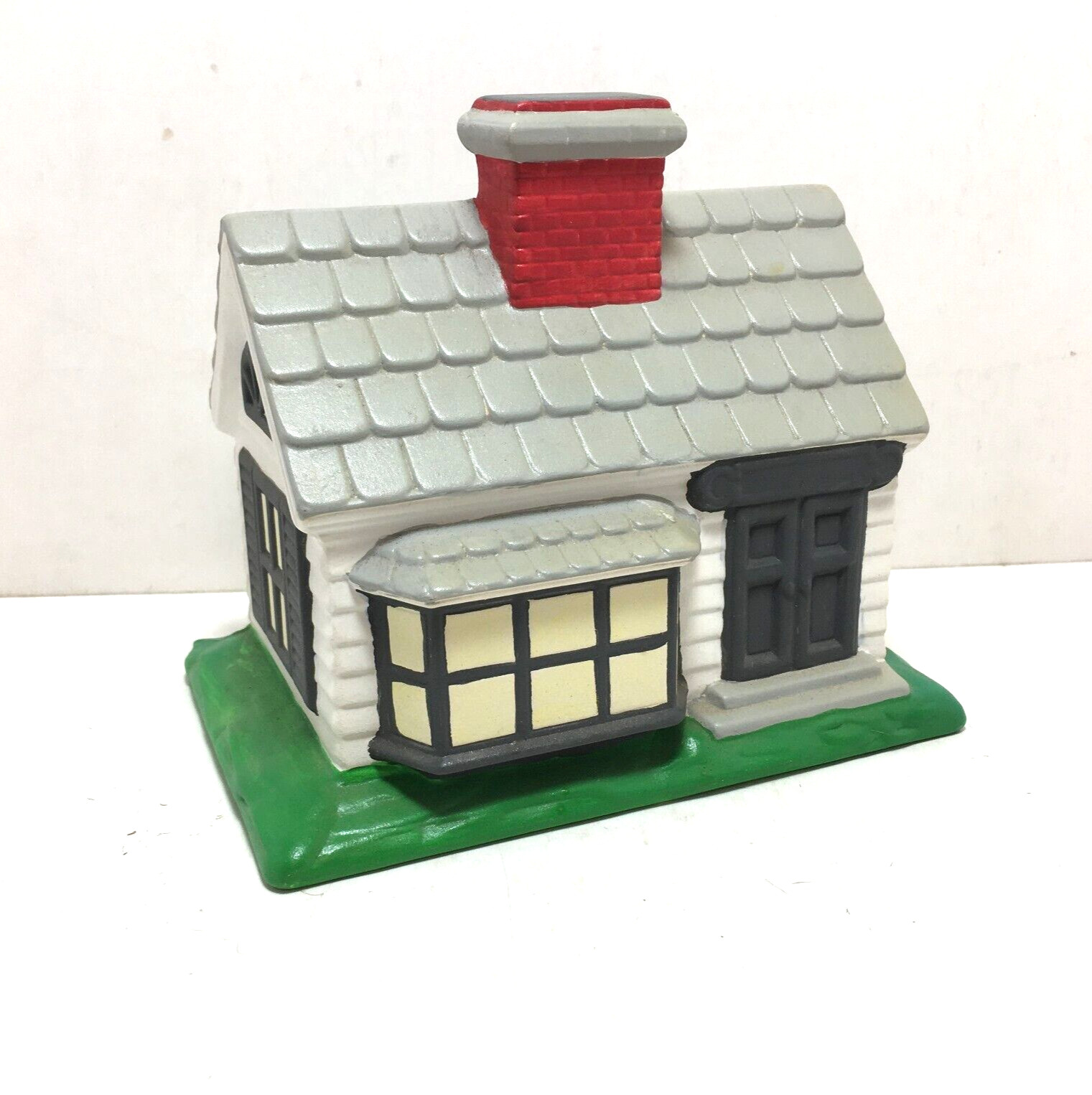 Hand painted ceramic gray & white house w/ bay window village decoration Vintage