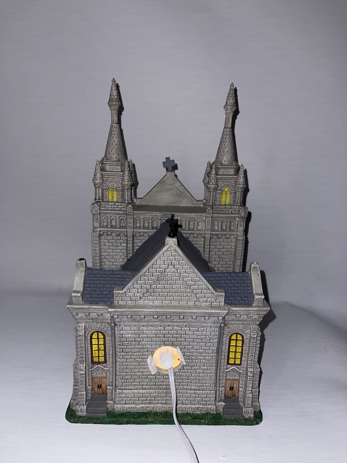 Rare Lemax 2005 St. Joseph Cathedral Sioux Falls South Dakota 55329 – with box