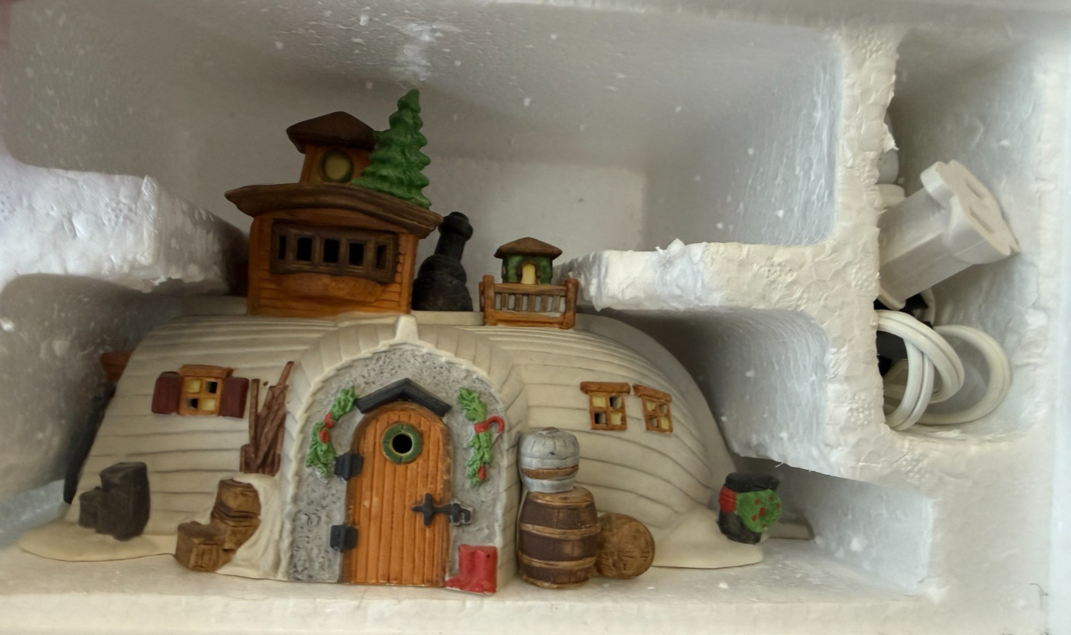 Department 56 Dickens Village David Copperfield Building Set Betsy Peggotty Wick