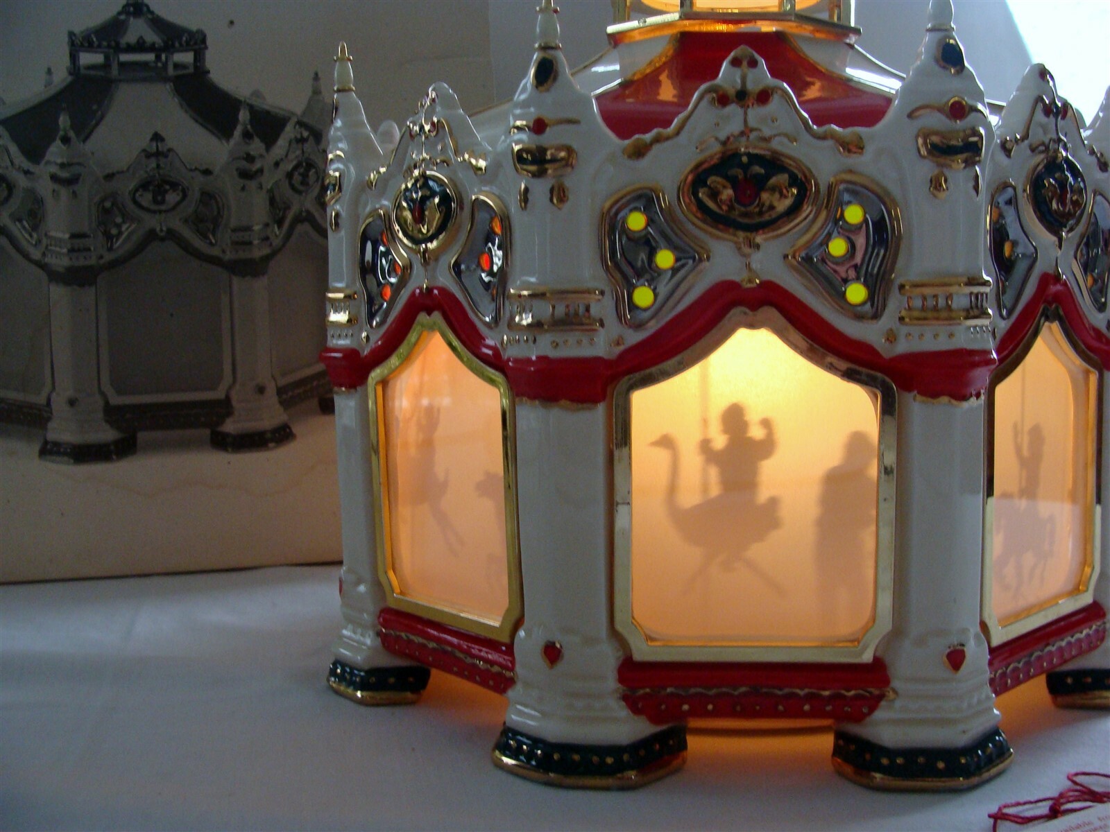 Dept 56 Snow Village Carnival Carousel 54933 With Musical Rotating Projection