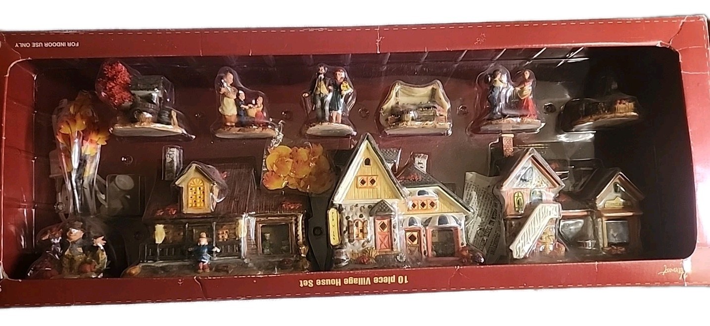 Vtg Holiday Time Harvest 10 Pc Village House Set Lighted Fall Deco
