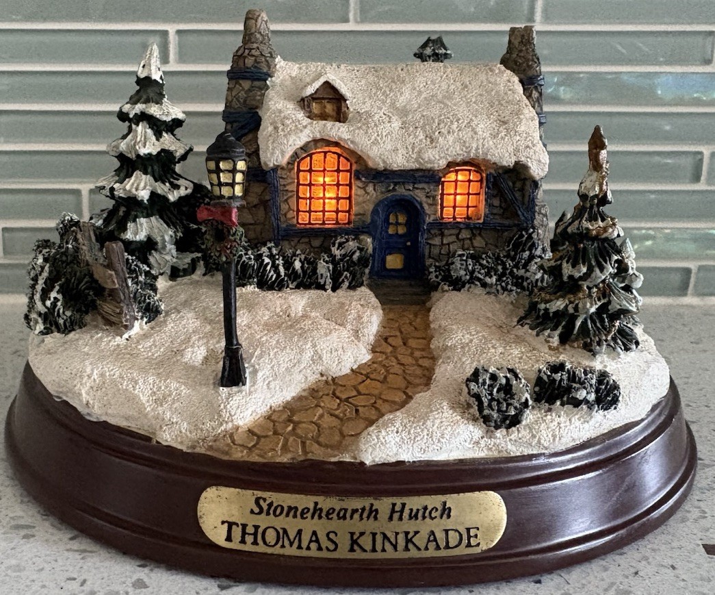 Thomas Kinkade Stonehearth Hutch Winter House Snow Pine Trees Tested Working